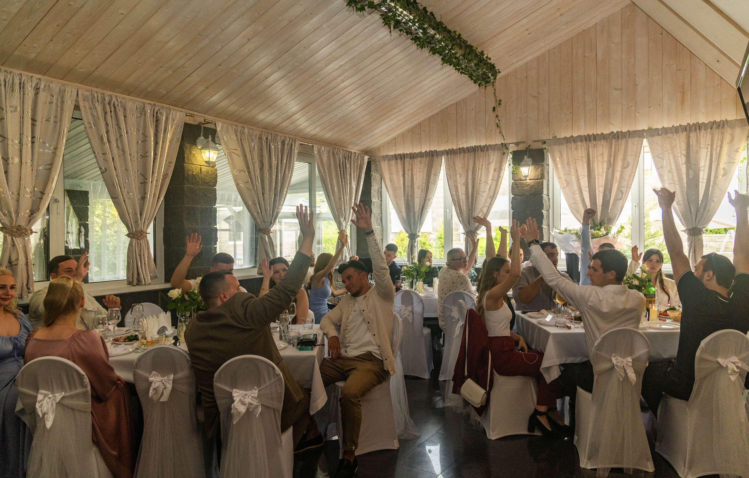 Свадебная фотосессия свадебный фотограф Татьяна Марсуверских свадебная фотопрогулка Москва Жуковский. Фотограф для маркетплейсов, фотоуслуги в Жуковском Татьяна Марсуверских