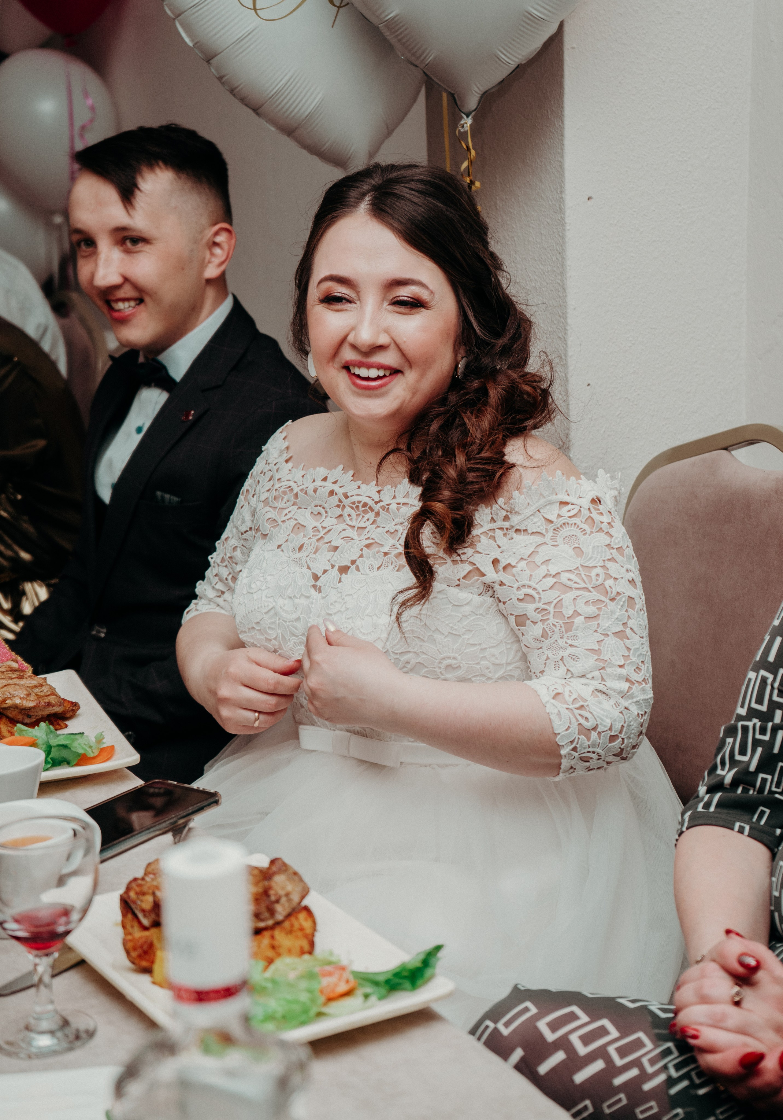 Фотографии с свадебного банкета Якова и Екатерины. Фотограф в Улан-Удэ. Свадебный фотограф в Улан-Удэ