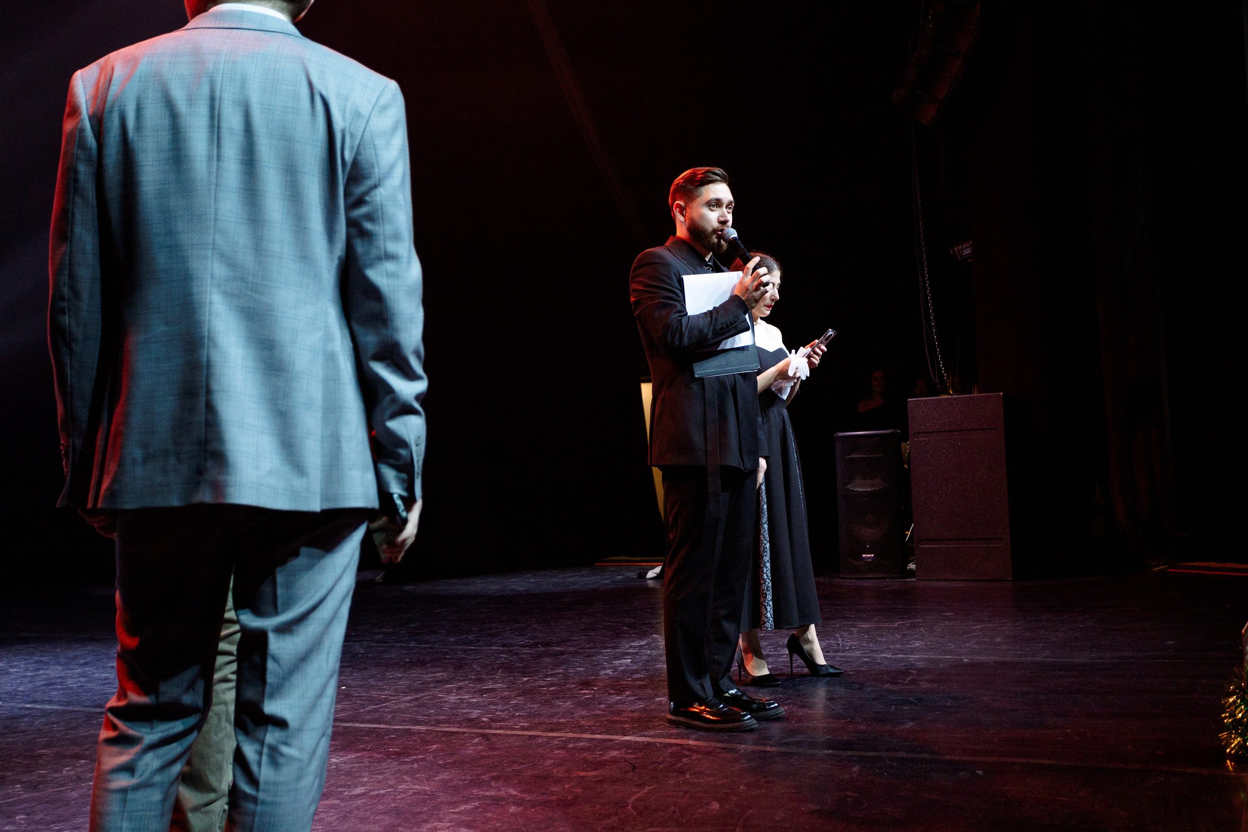 РЕПОРТАЖ: НОВЫЙ ГОД В ДК МЕТАЛЛУРГ. Профессиональный фотограф в Ижевске Леша Петров