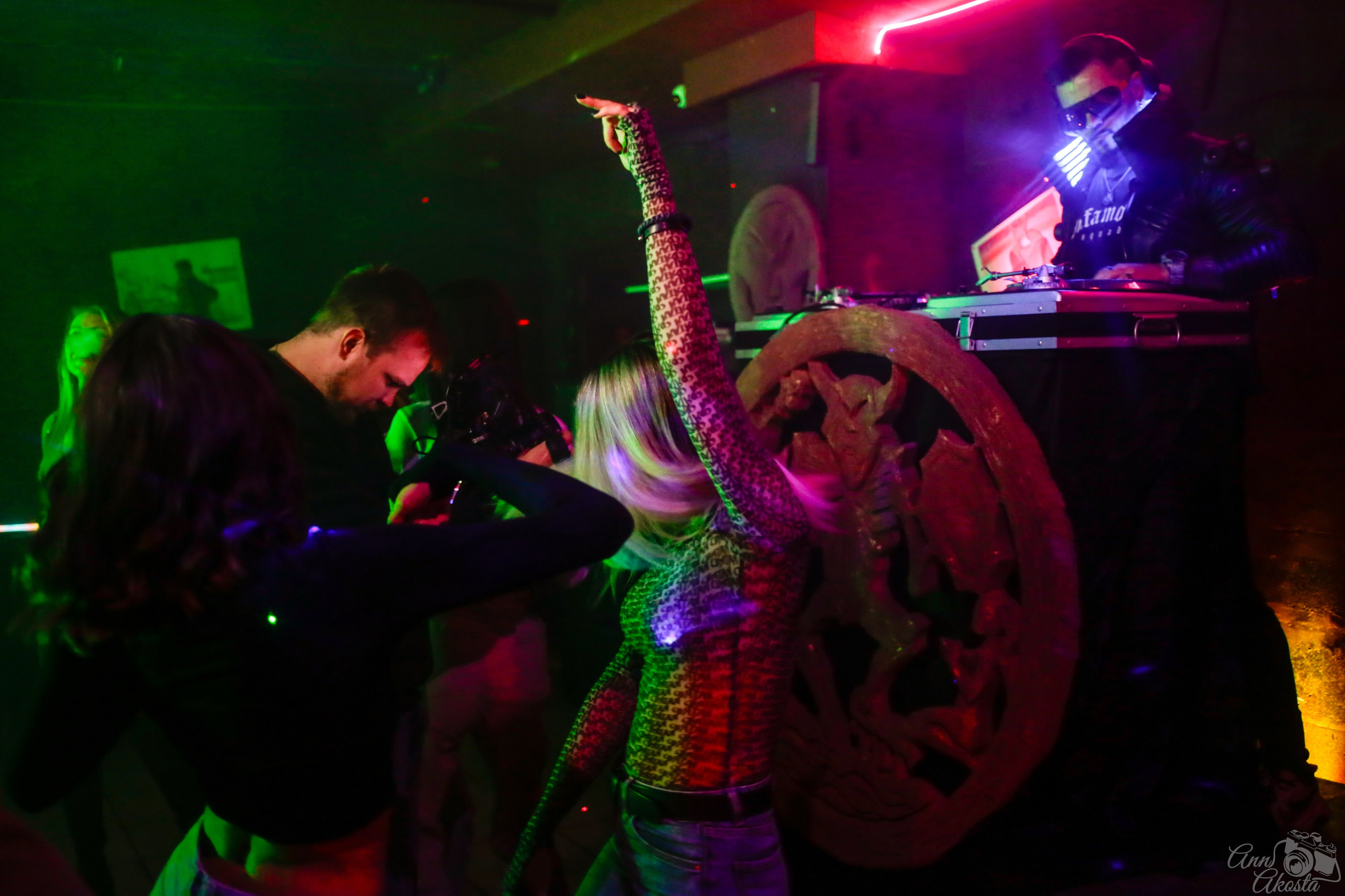 Фильм «Третья смена». Анна Акоста: фотограф в Санкт-Петербурге и Таганроге