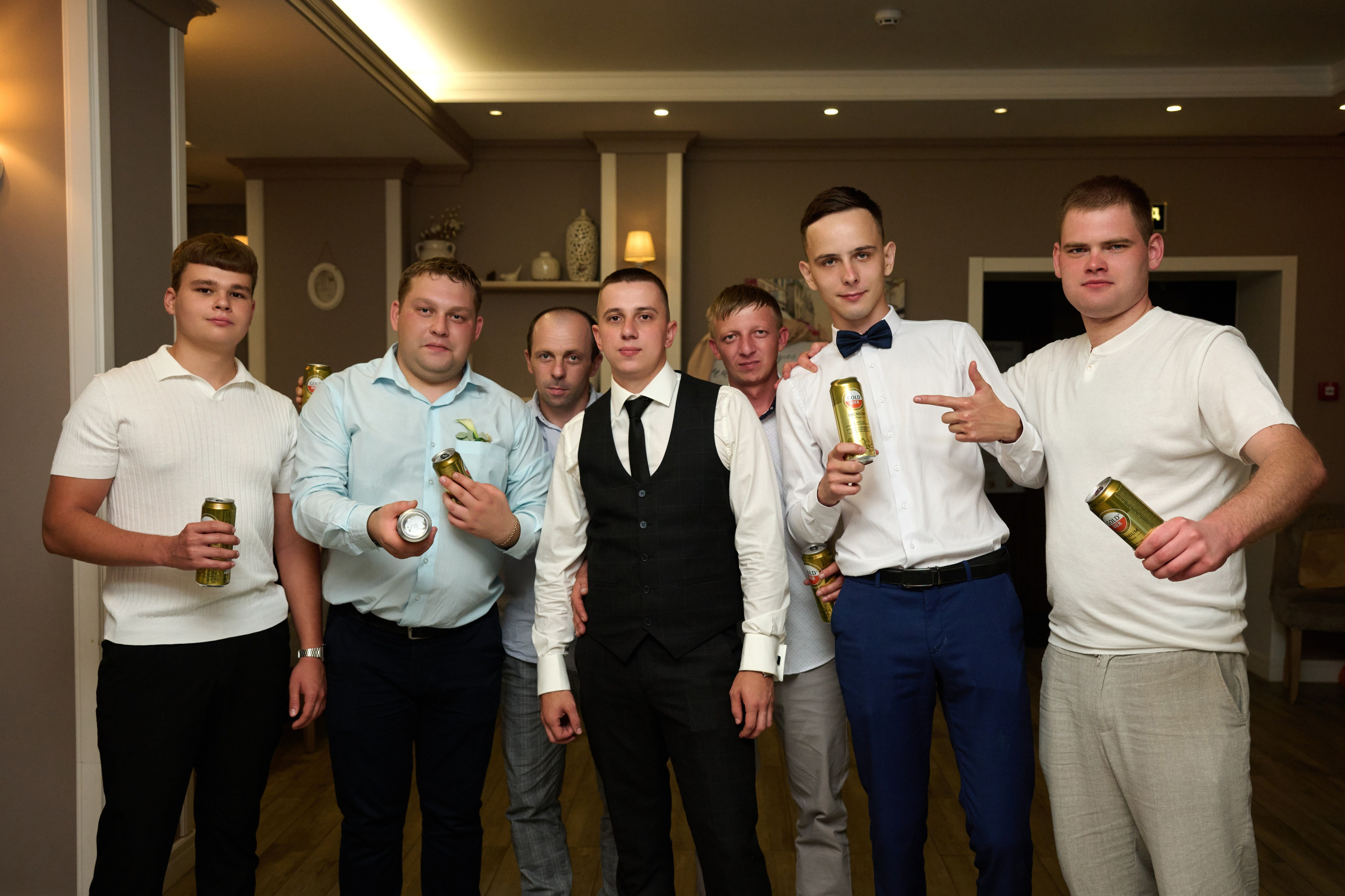 Свадебная фотосессия Никиты и Ангелины в Старом Осколе. Профессиональный фотограф Старый Оскол, Губкин — свадьба, венчание, крещение, юбилей и день рождения