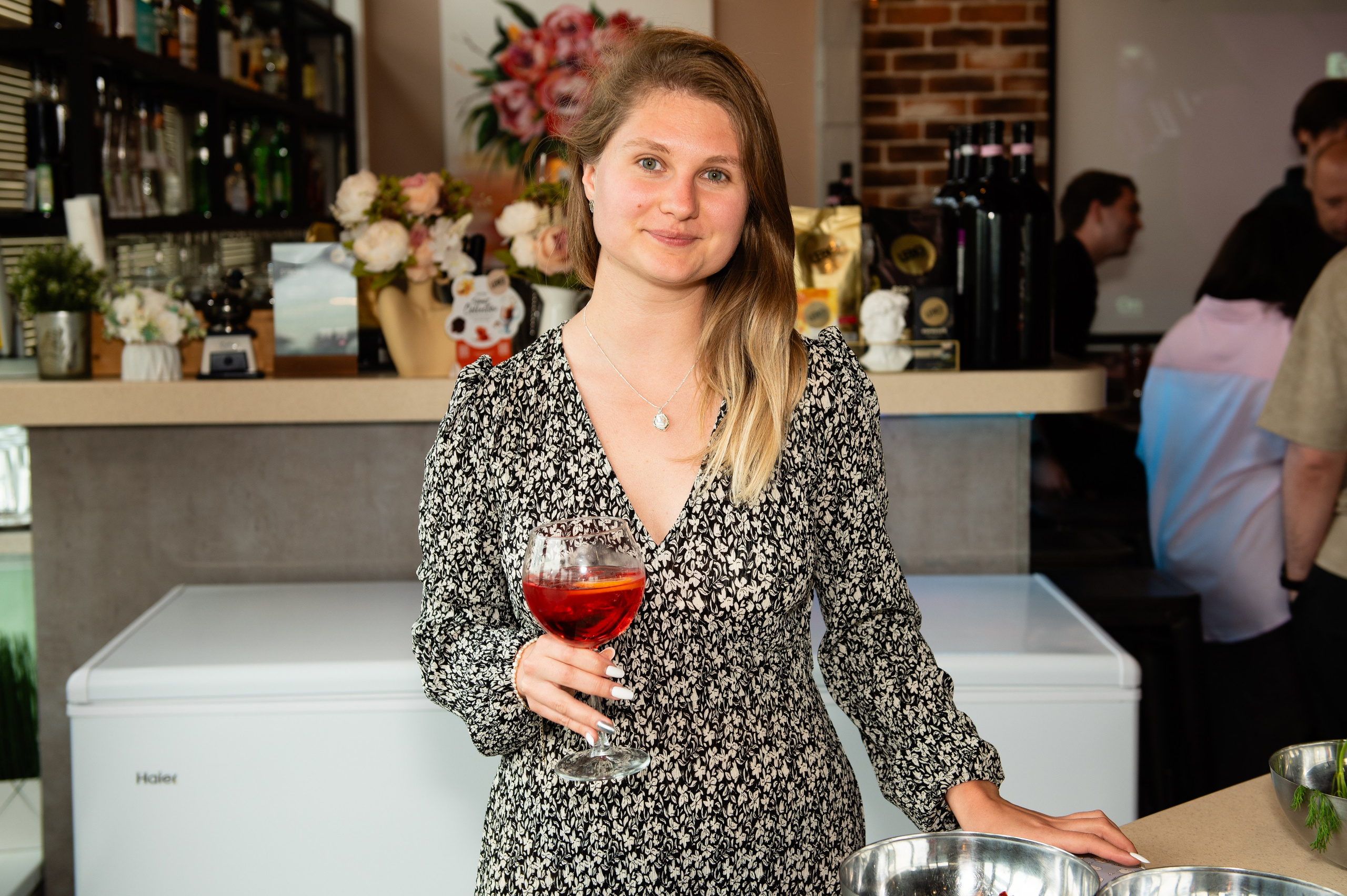 Корпорат теле 2. Профессиональный фотограф в Москве Александра Харламова