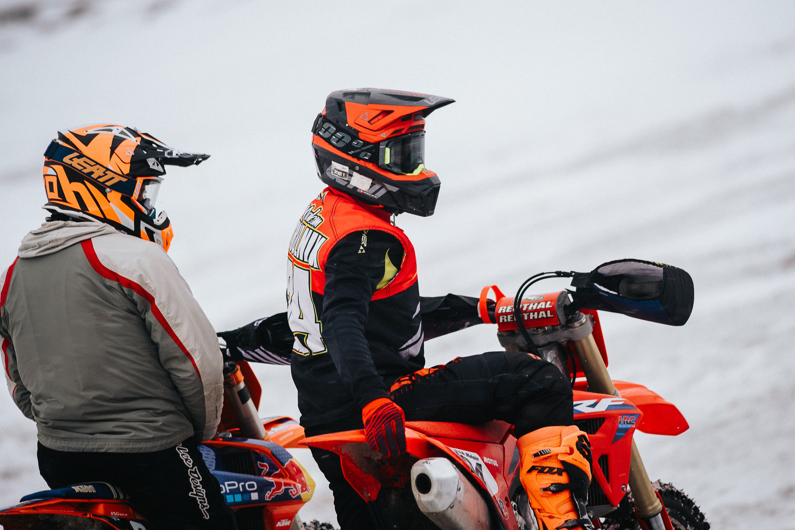 29.12.2024 — Праздничная тренировка на мотоциклетной трассе Люскус. Репортажный фотограф в Кемерово