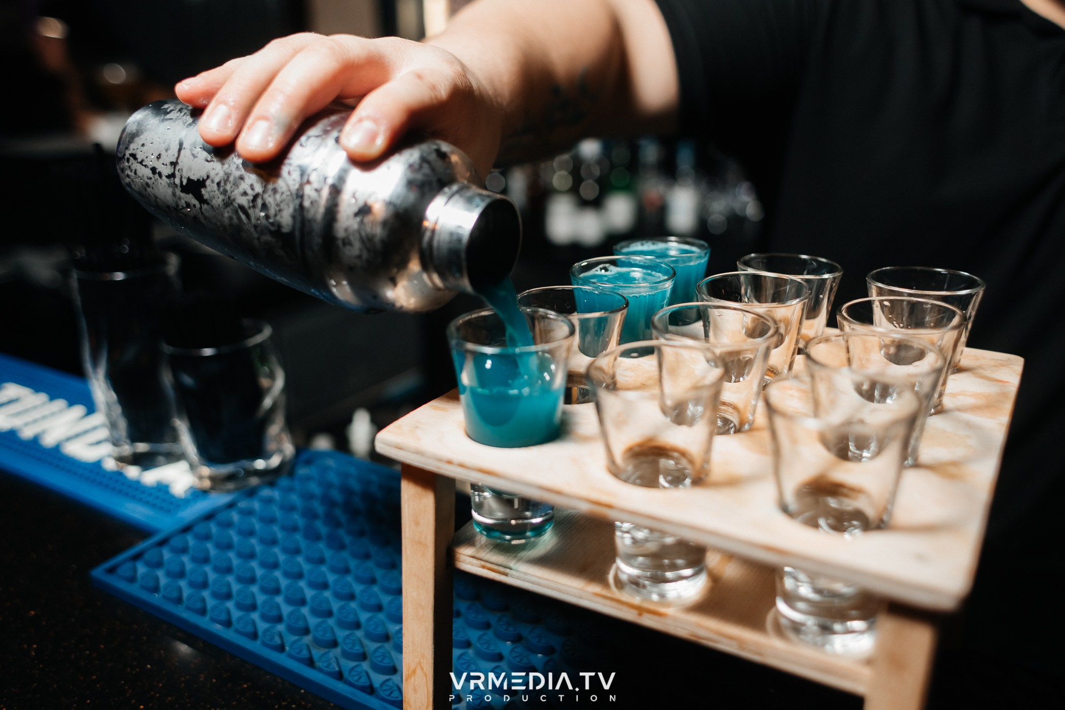 PARODY SHOW в караоке-баре «Volna»