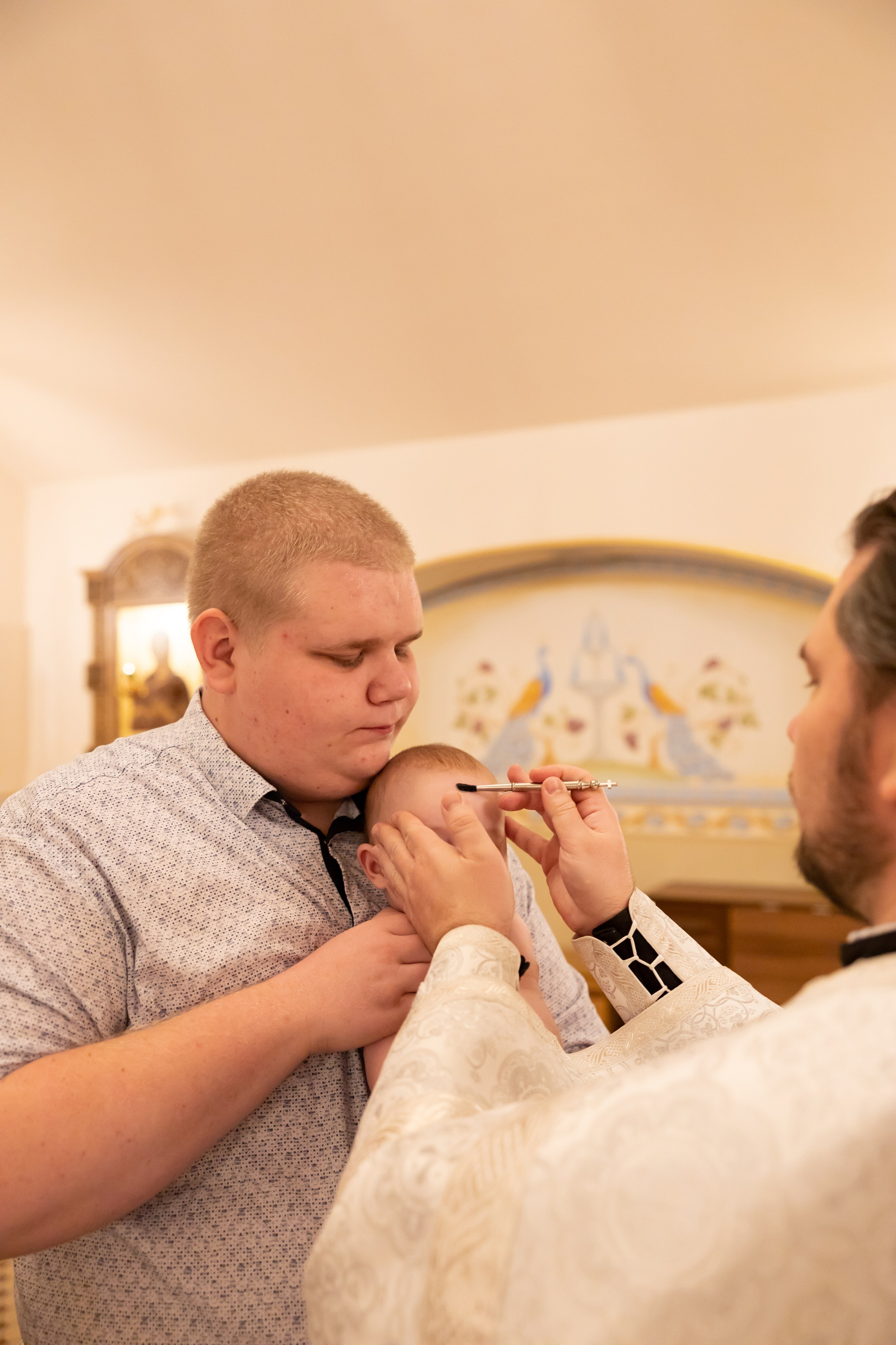 Крещение в Храме Покрова Пресвятой Богородицы. Семейный фотограф в Рязани и Рязанской области