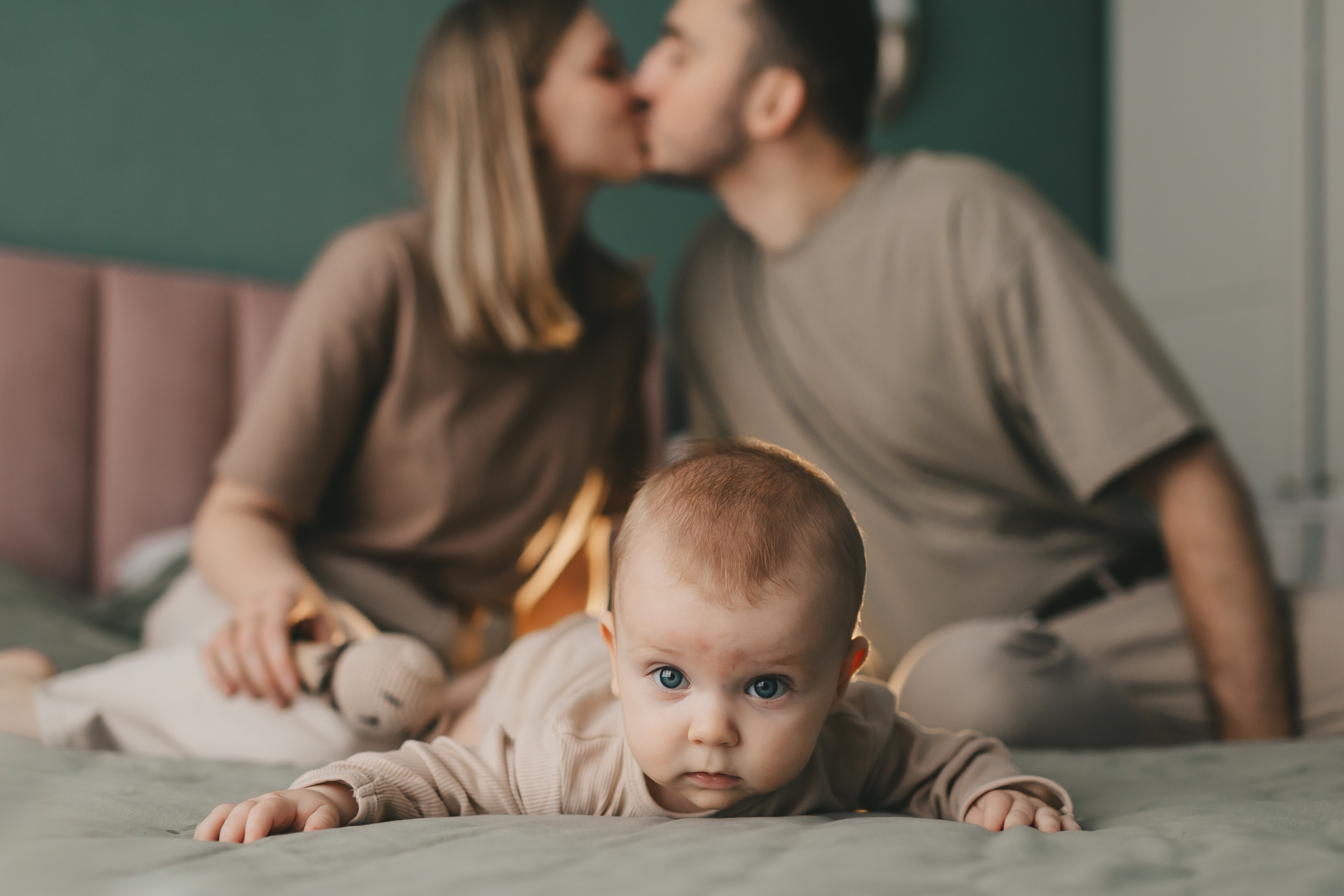 Женя, Юля и Вероника (домашняя фотосессия). Семейный и детский фотограф и видеограф в Москве, Дрокина Наталья