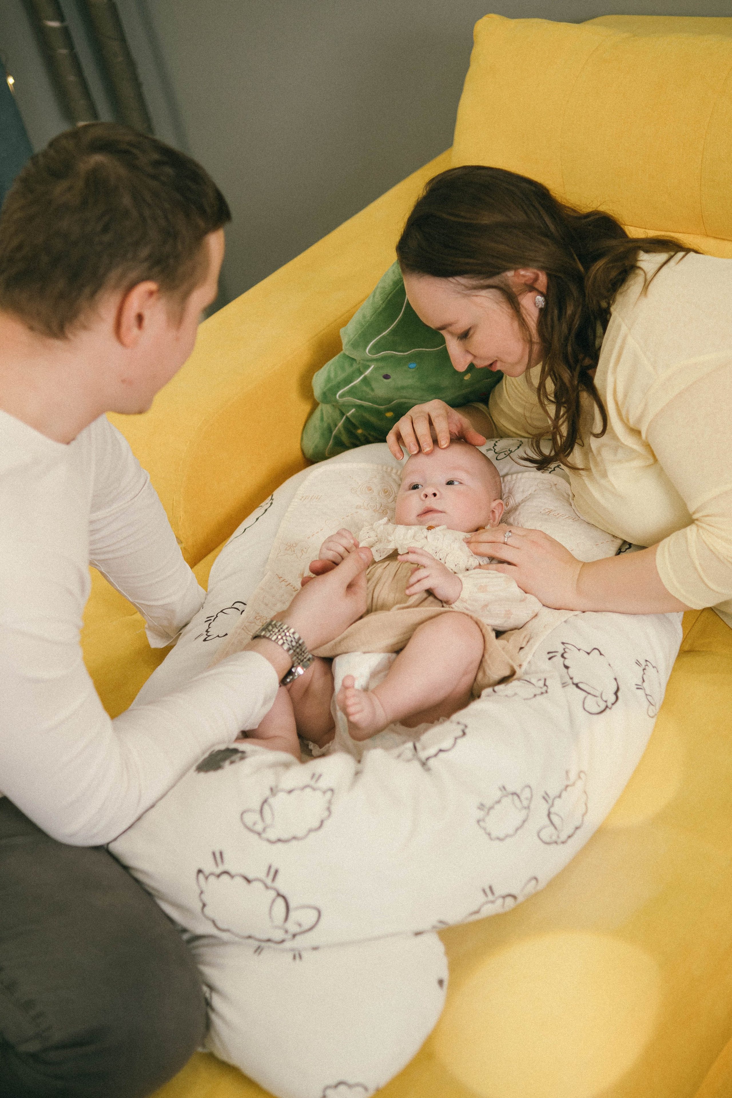 Лера, Артур и Машенька (Новый год 26). Анна Демидова — фотография для жизни и бизнеса в Абакане