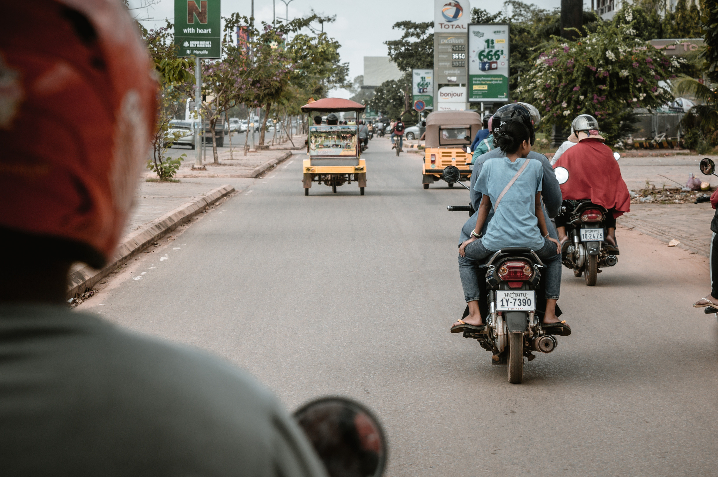 ЮВА: Южная Корея, Вьетнам, Камбоджа, Лаос. Фотограф в Хабаровске. Фотография за 24 часа