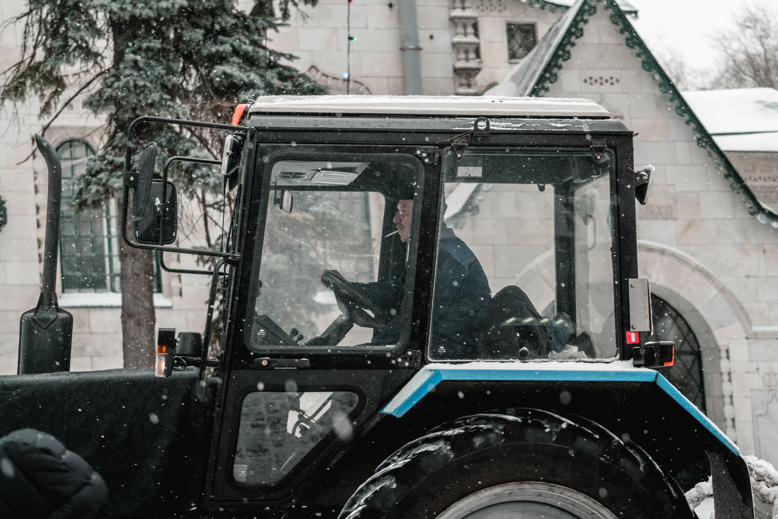 Россия: Москва, Самара, Казань, Нижний Новогород, Санкт-Петербург. Фотограф в Хабаровске. Фотография за 24 часа