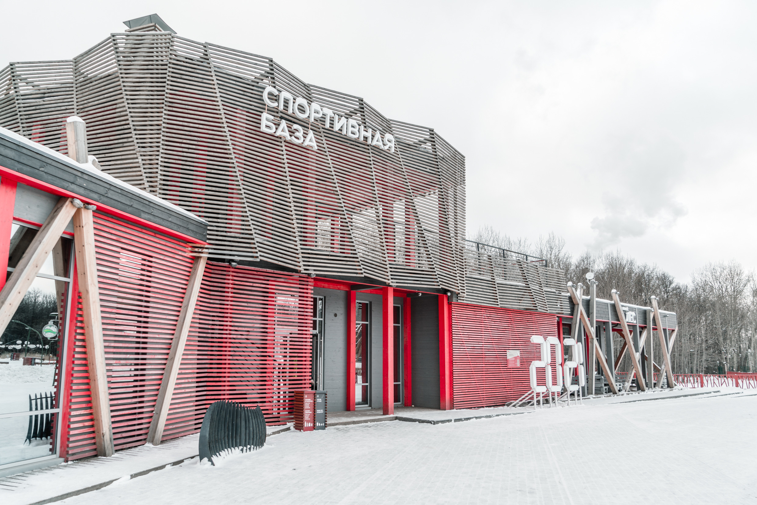 Россия: Москва, Самара, Казань, Нижний Новогород, Санкт-Петербург. Фотограф в Хабаровске. Фотография за 24 часа