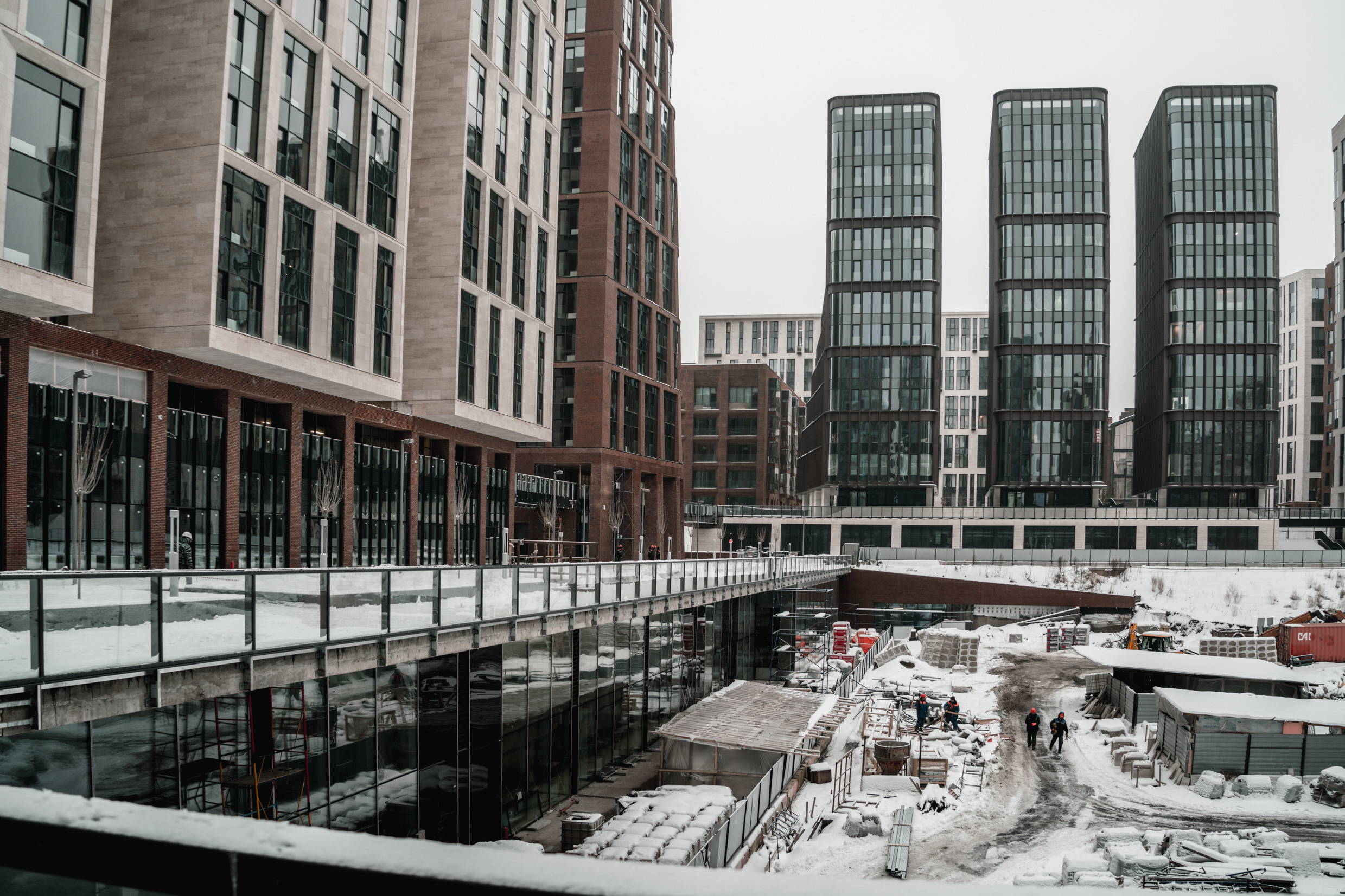Россия: Москва, Самара, Казань, Нижний Новогород, Санкт-Петербург. Фотограф в Хабаровске. Фотография за 24 часа