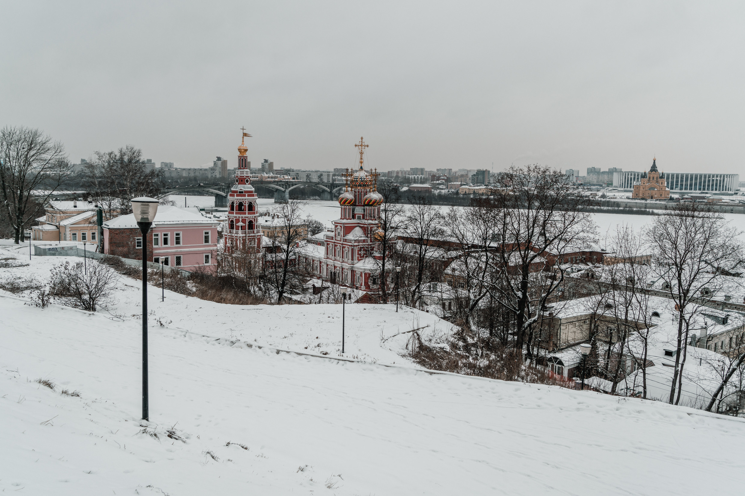 Россия: Москва, Самара, Казань, Нижний Новогород, Санкт-Петербург. Фотограф в Хабаровске. Фотография за 24 часа