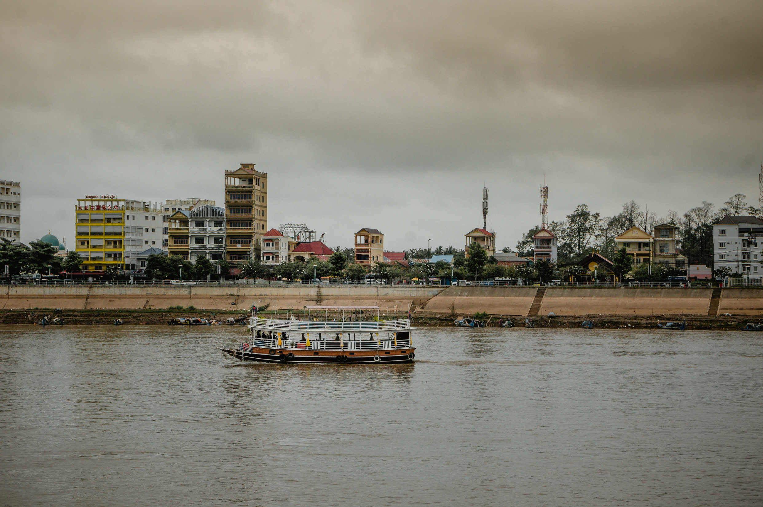 ЮВА: Южная Корея, Вьетнам, Камбоджа, Лаос. Фотограф в Хабаровске. Фотография за 24 часа