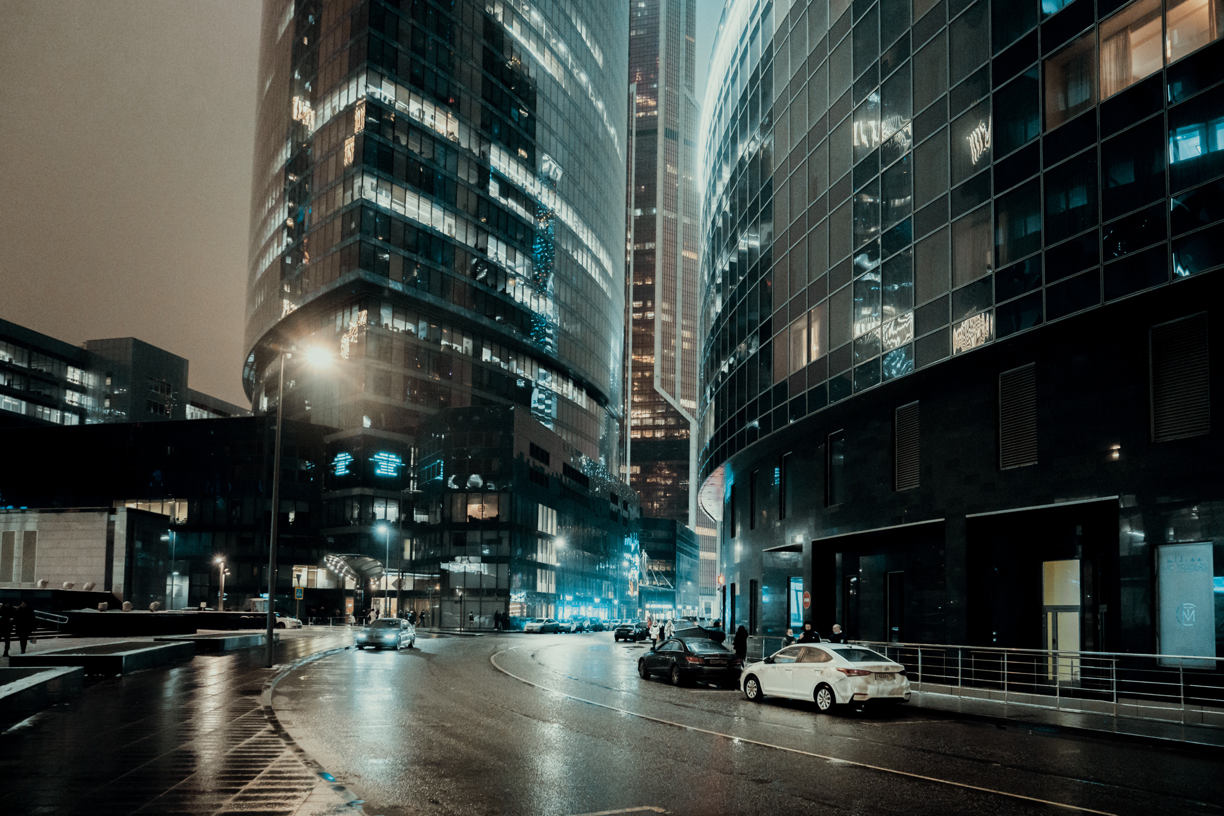 Россия: Москва, Самара, Казань, Нижний Новогород, Санкт-Петербург. Фотограф в Хабаровске. Фотография за 24 часа