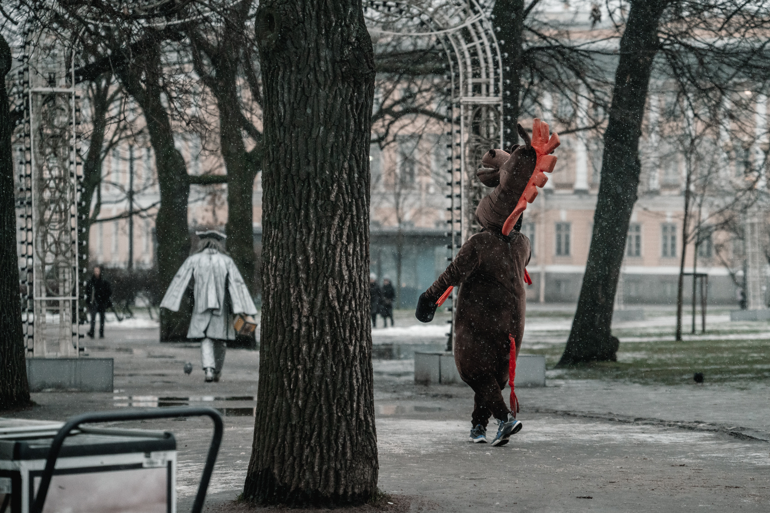 Россия: Москва, Самара, Казань, Нижний Новогород, Санкт-Петербург. Фотограф в Хабаровске. Фотография за 24 часа