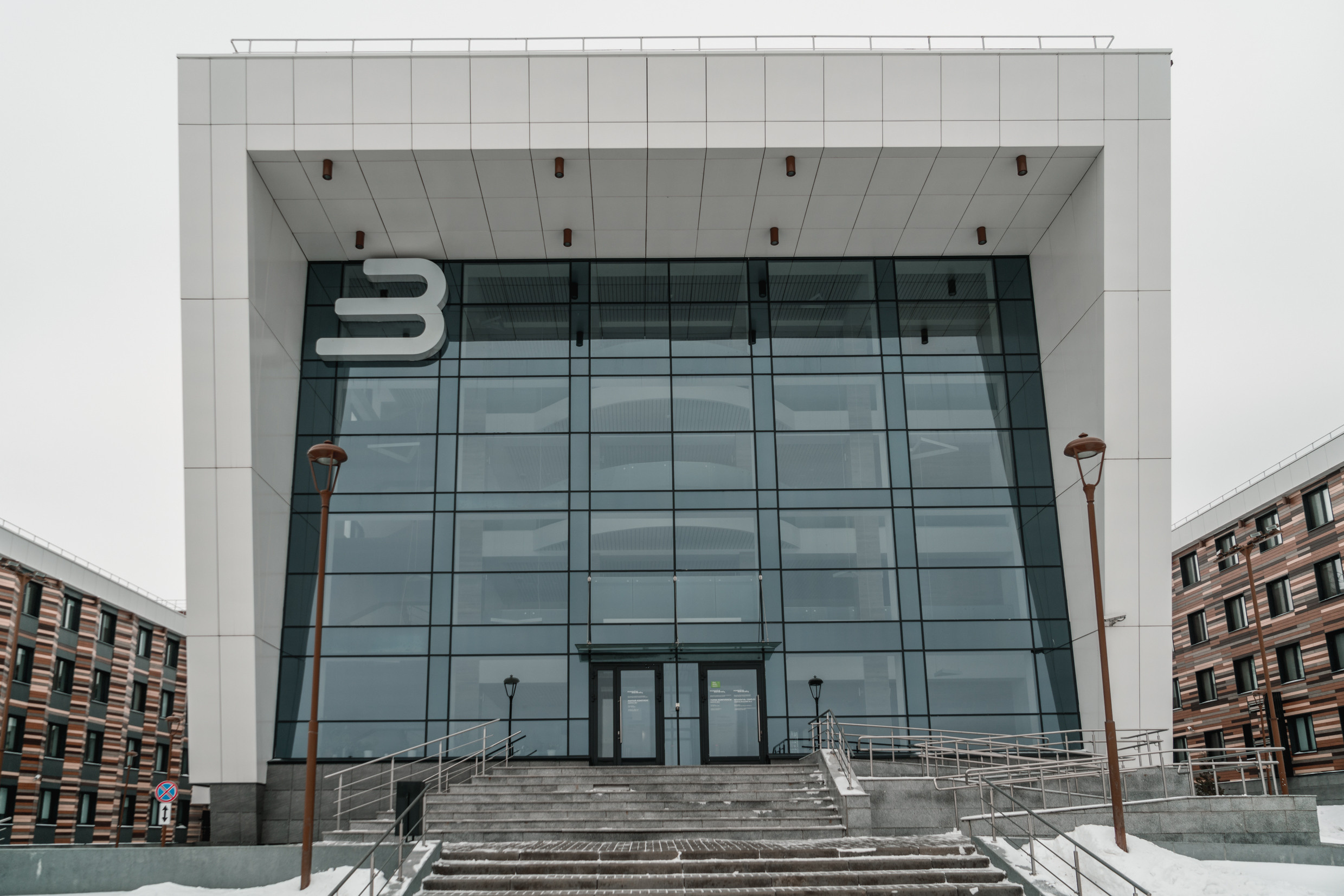 Россия: Москва, Самара, Казань, Нижний Новогород, Санкт-Петербург. Фотограф в Хабаровске. Фотография за 24 часа