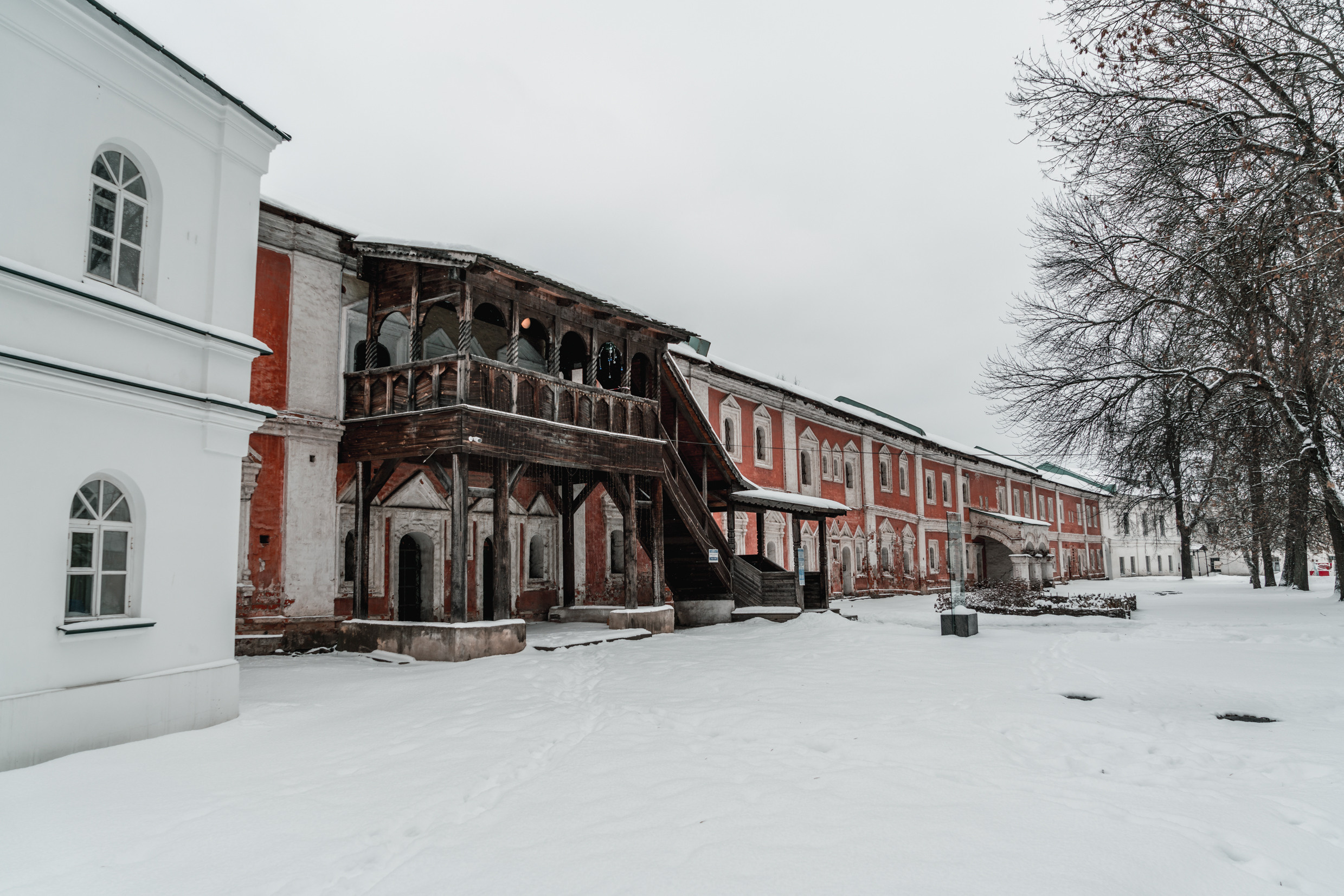 Россия: Москва, Самара, Казань, Нижний Новогород, Санкт-Петербург. Фотограф в Хабаровске. Фотография за 24 часа