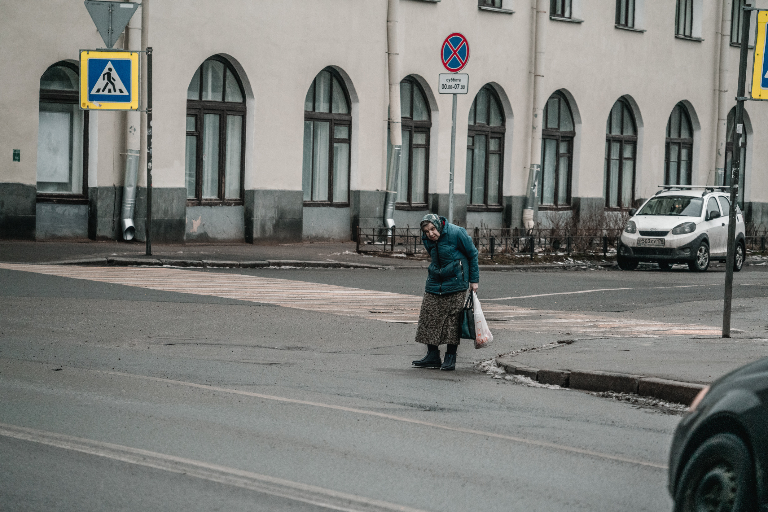 Россия: Москва, Самара, Казань, Нижний Новогород, Санкт-Петербург. Фотограф в Хабаровске. Фотография за 24 часа