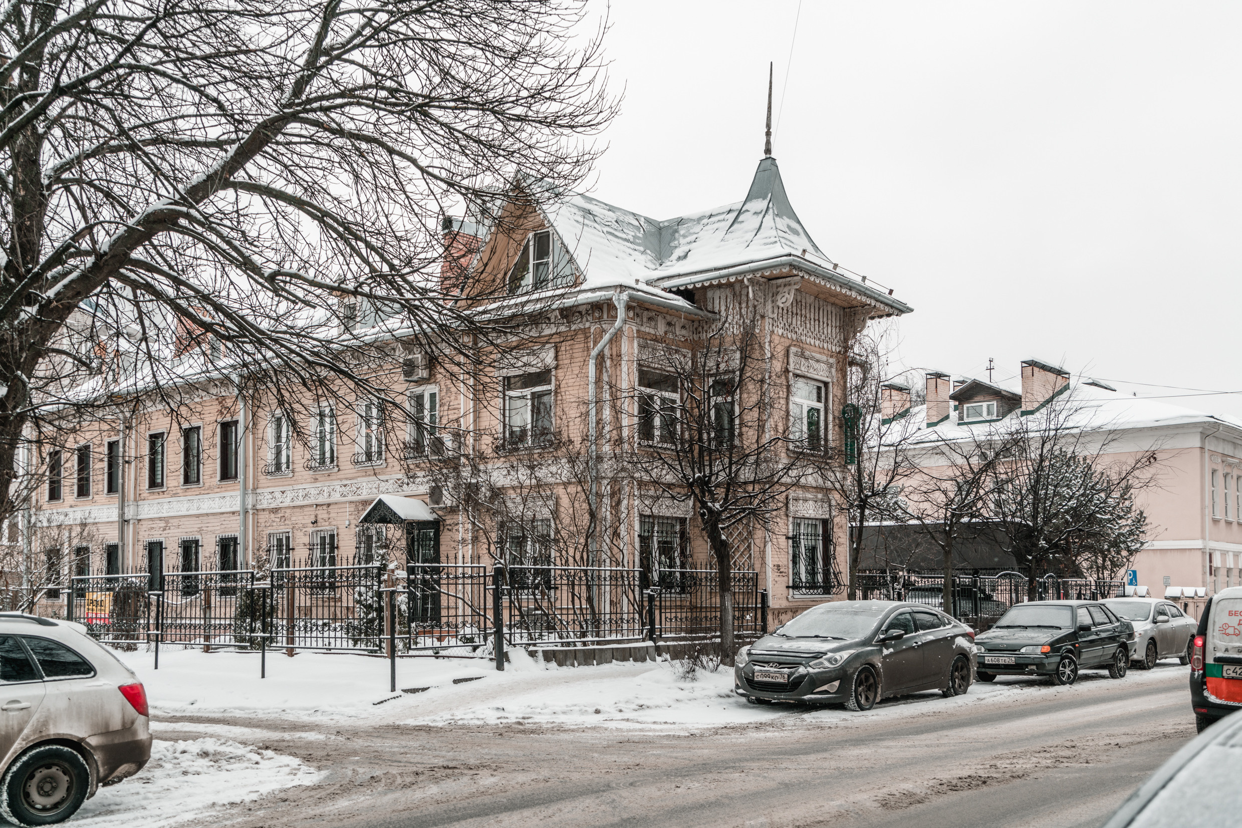 Россия: Москва, Самара, Казань, Нижний Новогород, Санкт-Петербург. Фотограф в Хабаровске. Фотография за 24 часа