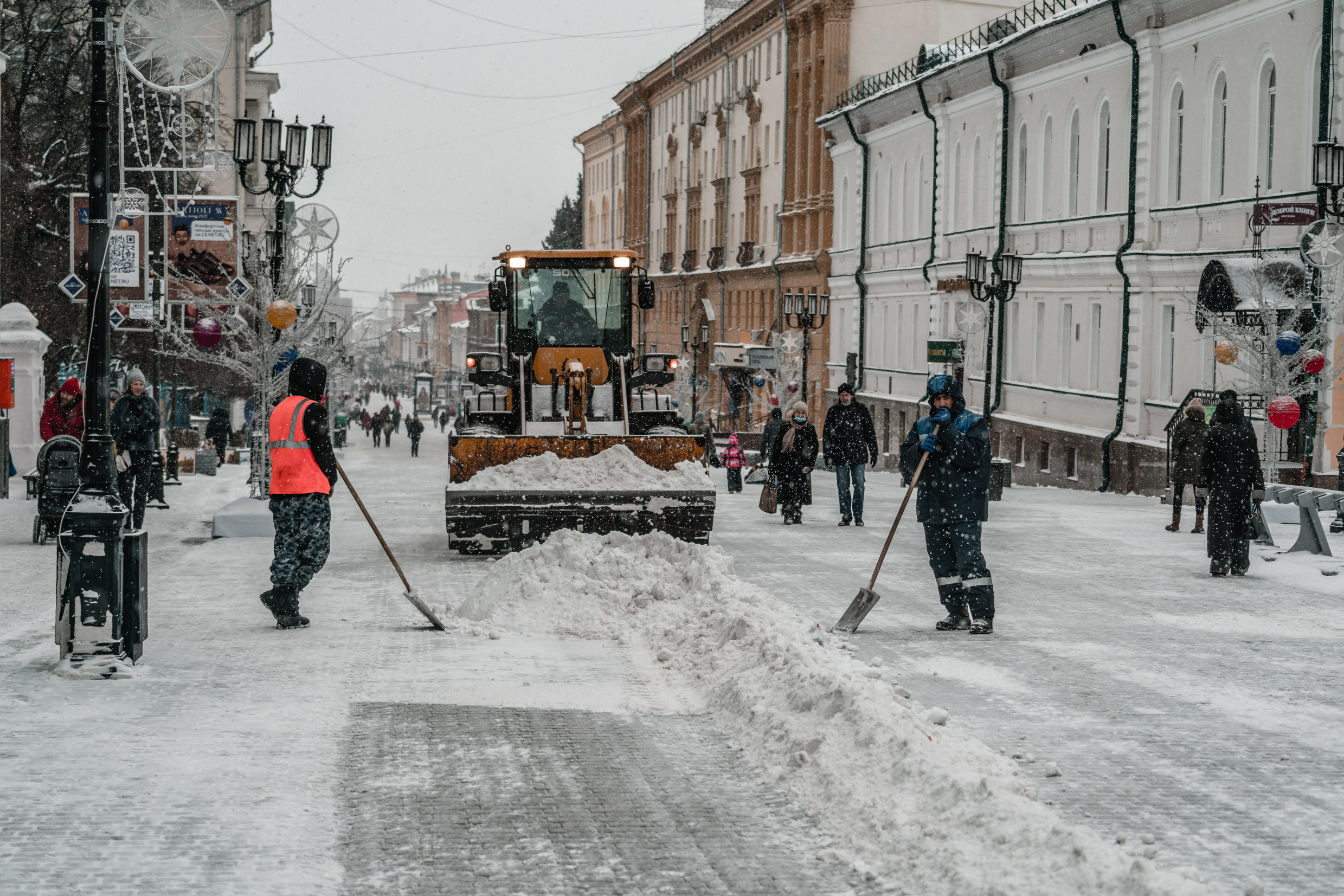 Россия: Москва, Самара, Казань, Нижний Новогород, Санкт-Петербург. Фотограф в Хабаровске. Фотография за 24 часа