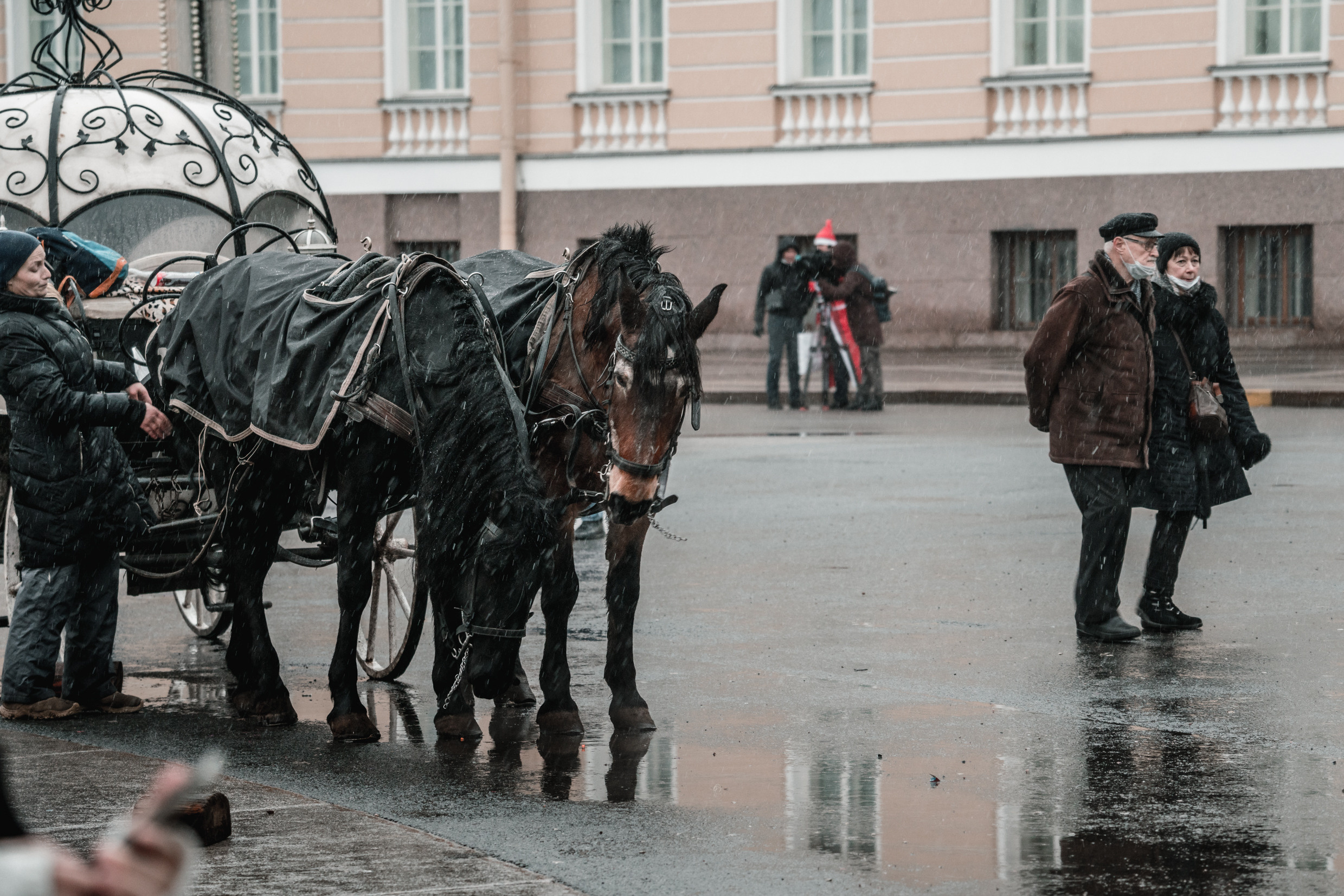 Россия: Москва, Самара, Казань, Нижний Новогород, Санкт-Петербург. Фотограф в Хабаровске. Фотография за 24 часа