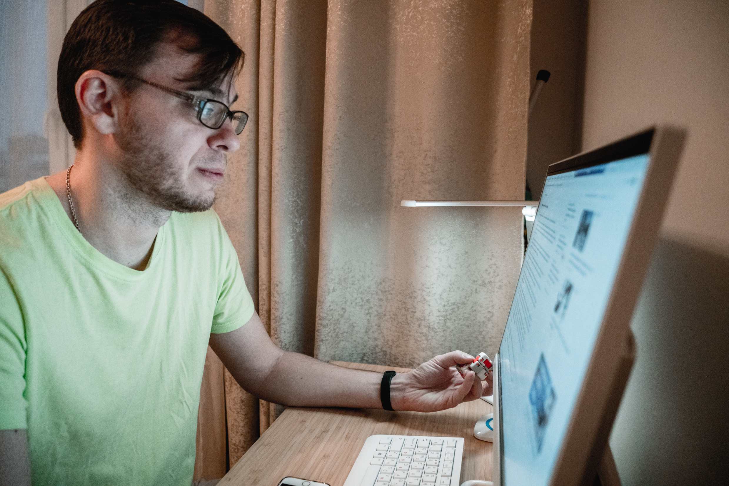 Россия: Москва, Самара, Казань, Нижний Новогород, Санкт-Петербург. Фотограф в Хабаровске. Фотография за 24 часа