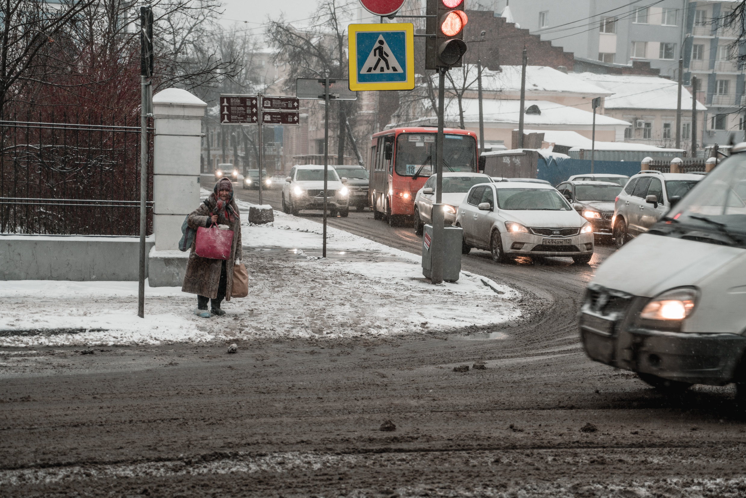 Россия: Москва, Самара, Казань, Нижний Новогород, Санкт-Петербург. Фотограф в Хабаровске. Фотография за 24 часа