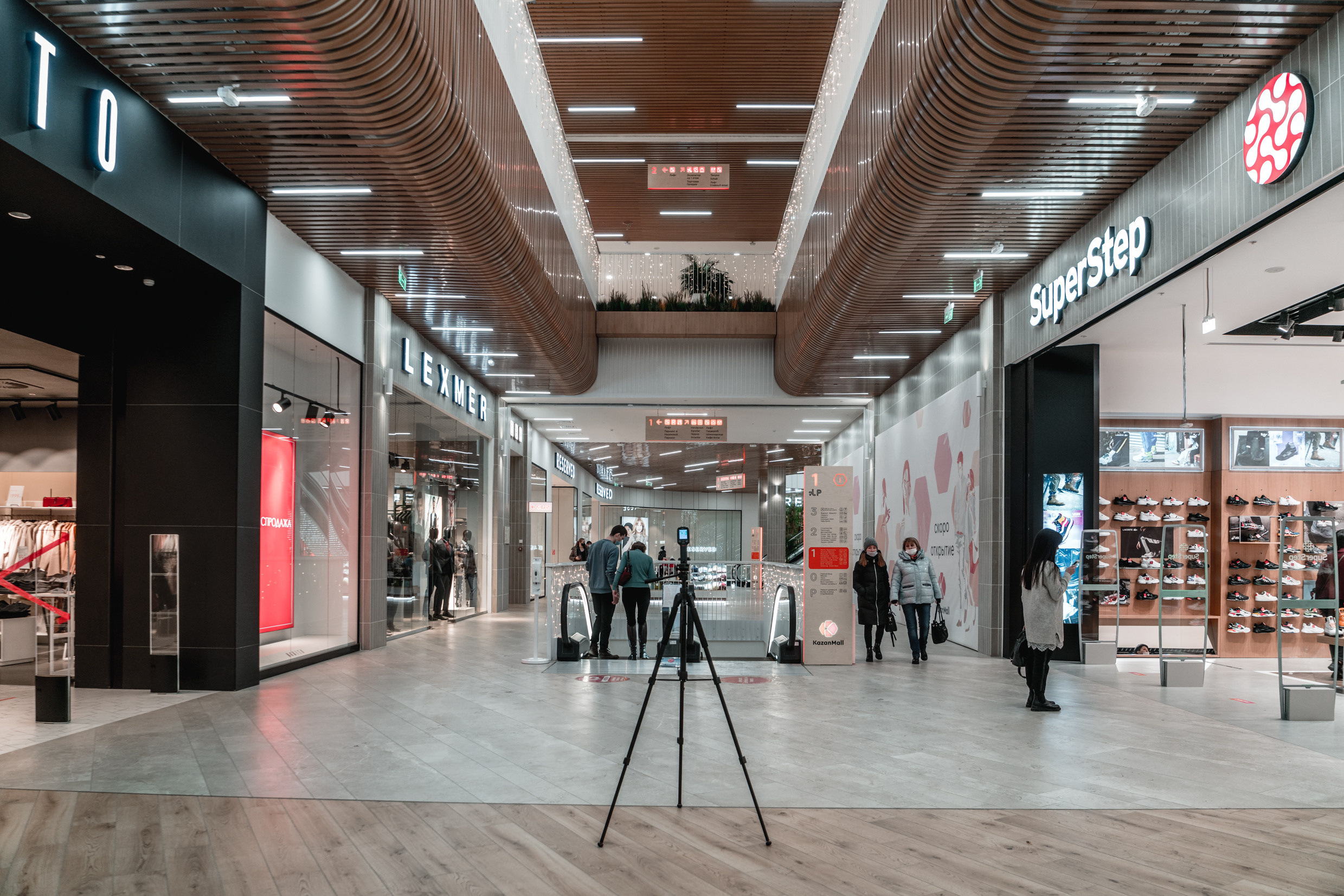 Россия: Москва, Самара, Казань, Нижний Новогород, Санкт-Петербург. Фотограф в Хабаровске. Фотография за 24 часа