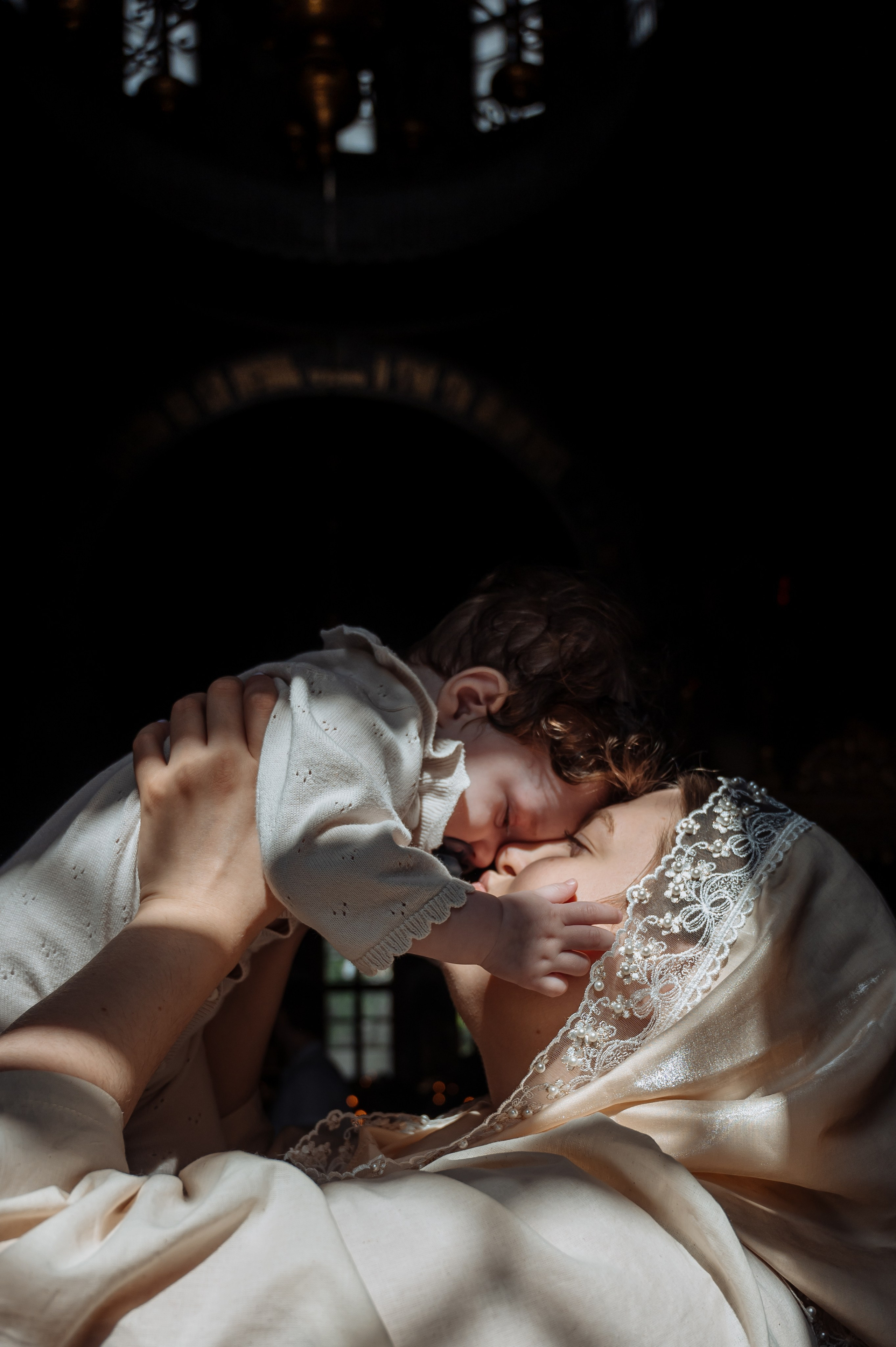 Фотосъёмка крещения. Анастасия Петрович фотограф, фотокорреспондент в Москве и Санкт-Петербурге. Фотосъёмка репортажа, мероприятия, корпоративная съёмка, контент