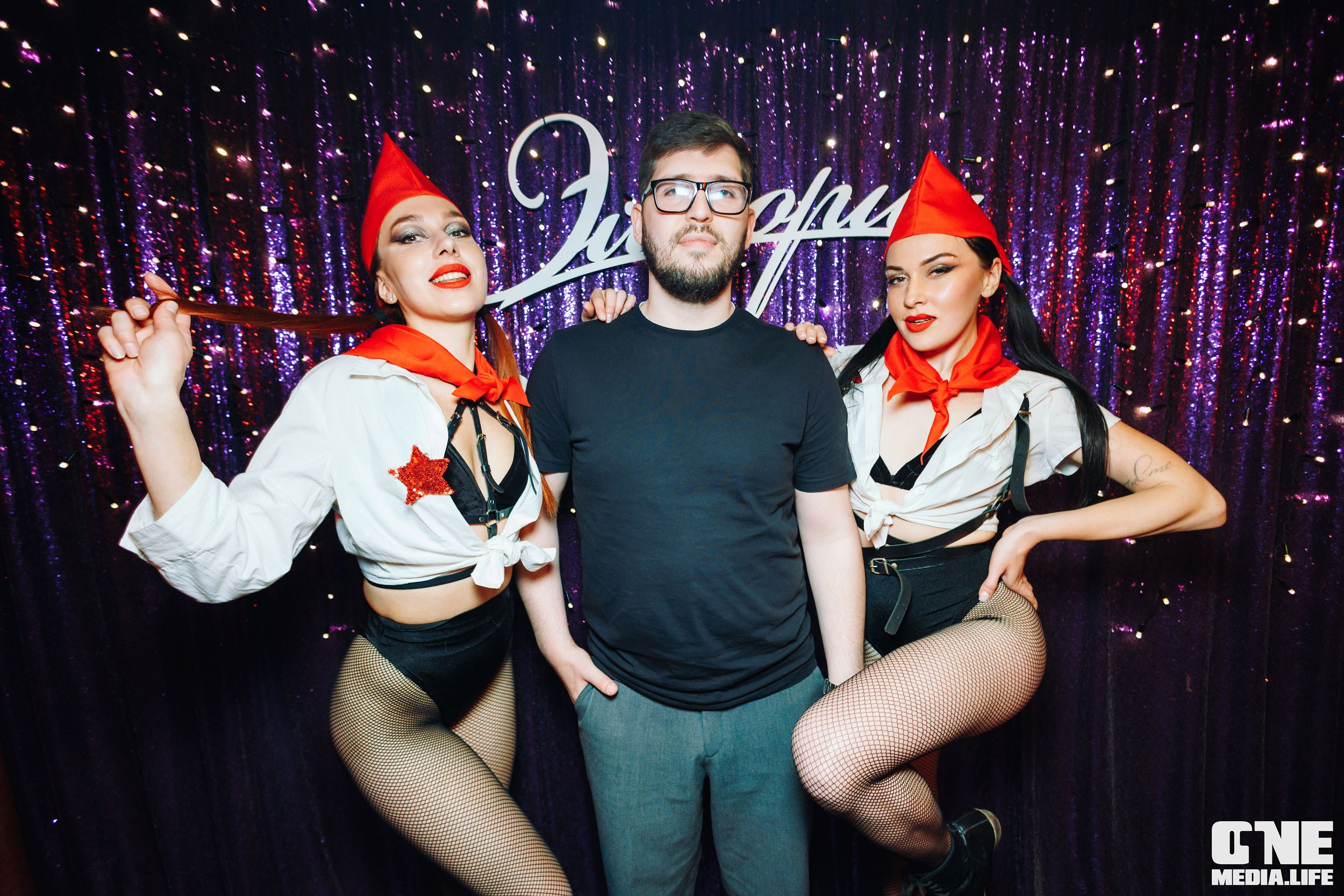 Фоторепортаж из караоке-клуба Эйфория. One Media Life: фоторепортажи, фотоотчеты с мероприятий и заведений