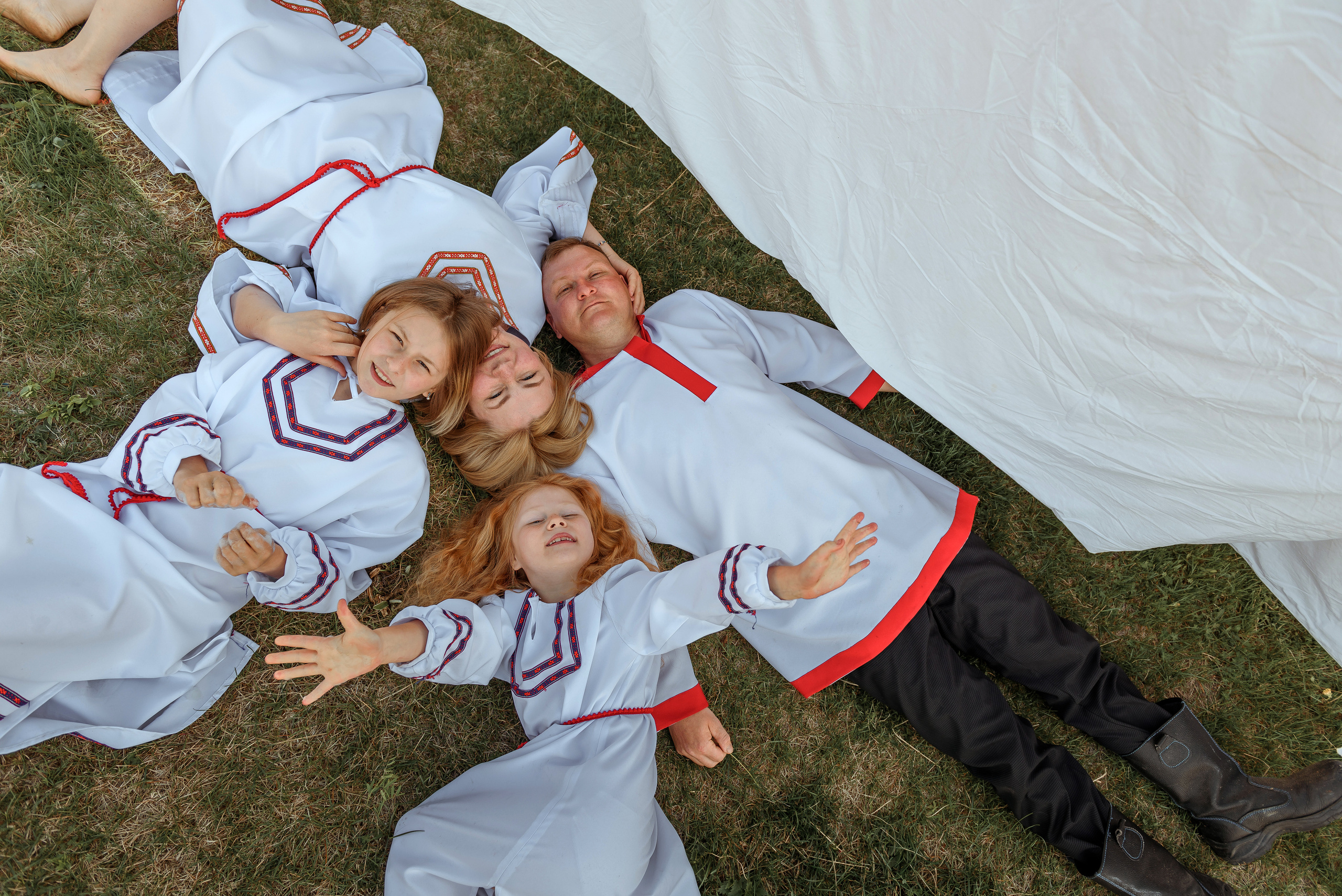 Семейная фотосессия на природе. Семейный фотограф в Братске Маклакова Татьяна