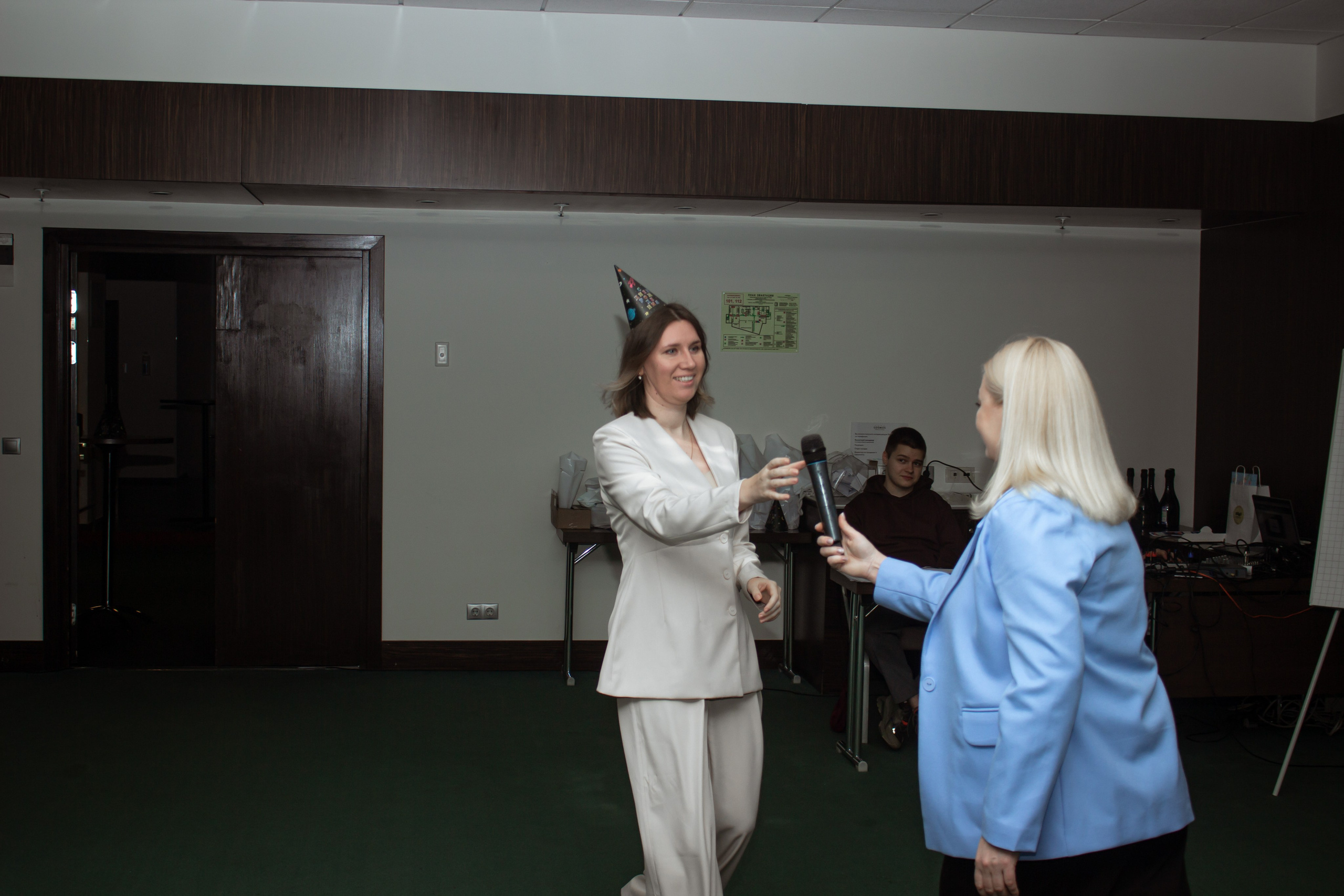 COSMOS. Фотограф Никита Медведев