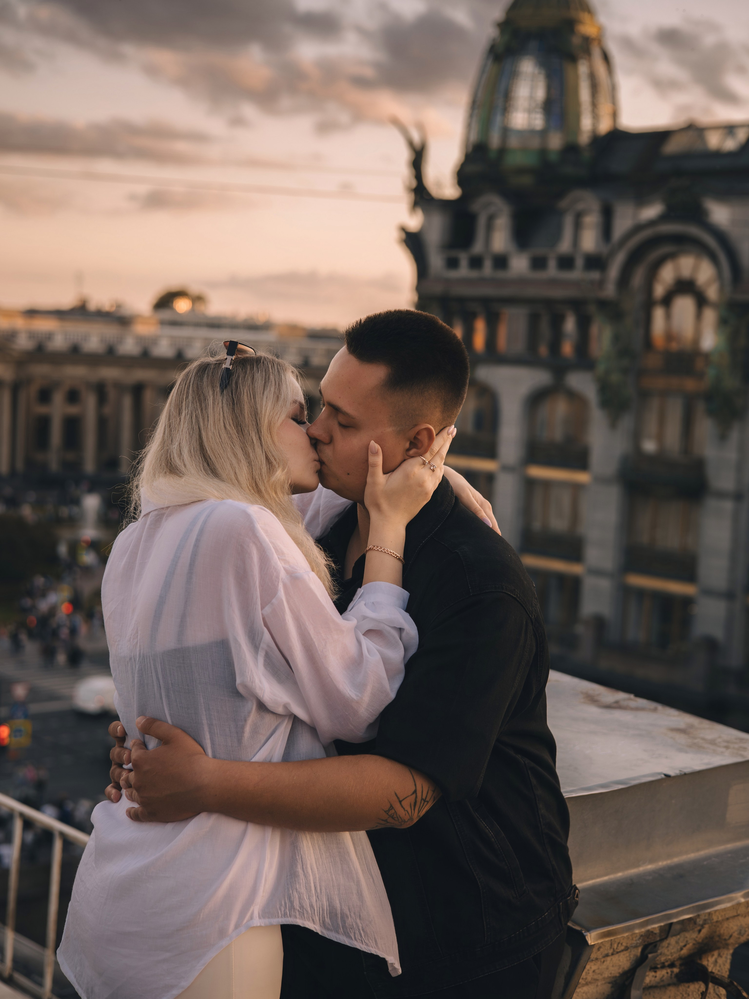 На крыше. Семейный фотограф в Санкт-Петербурге. Запечатление мгновений и ярких воспоминаний в Вашей жизни