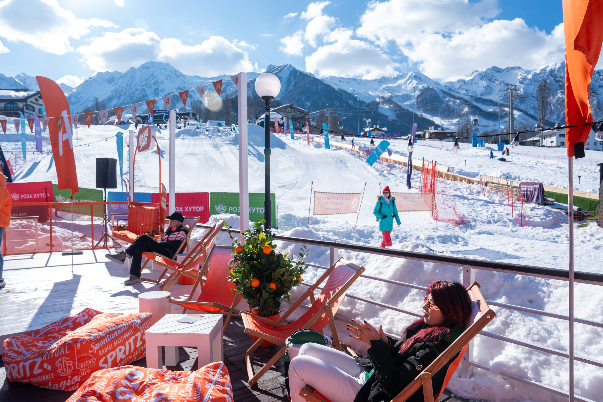 Фотоотчет партнерской интеграции Aperol Spritz на Роза Фест 2025. Репортажный фотограф в Красной Поляне и Сочи Павлюченко Екатерина