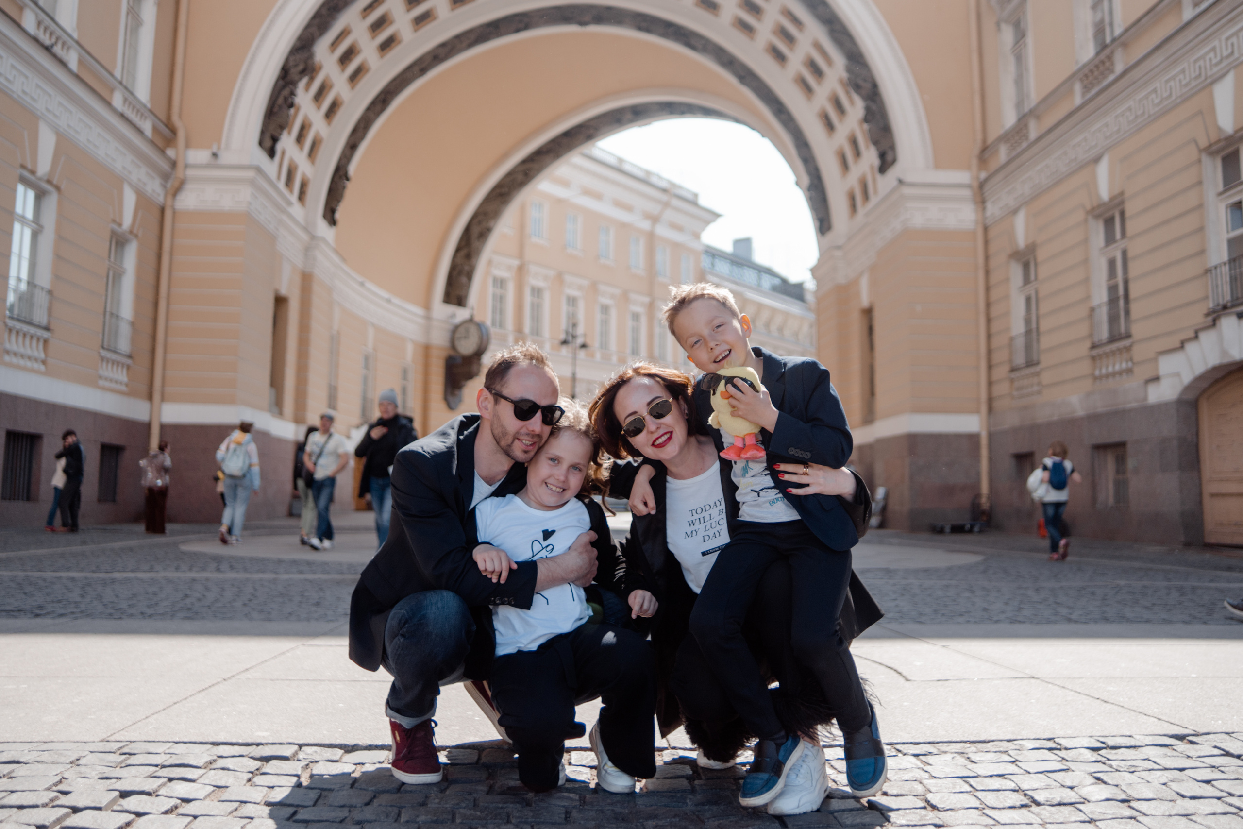 Семейная фотосессия в Санкт-Петербурге. Свадебный фотограф Александр Невский в Санкт-Петербурге
