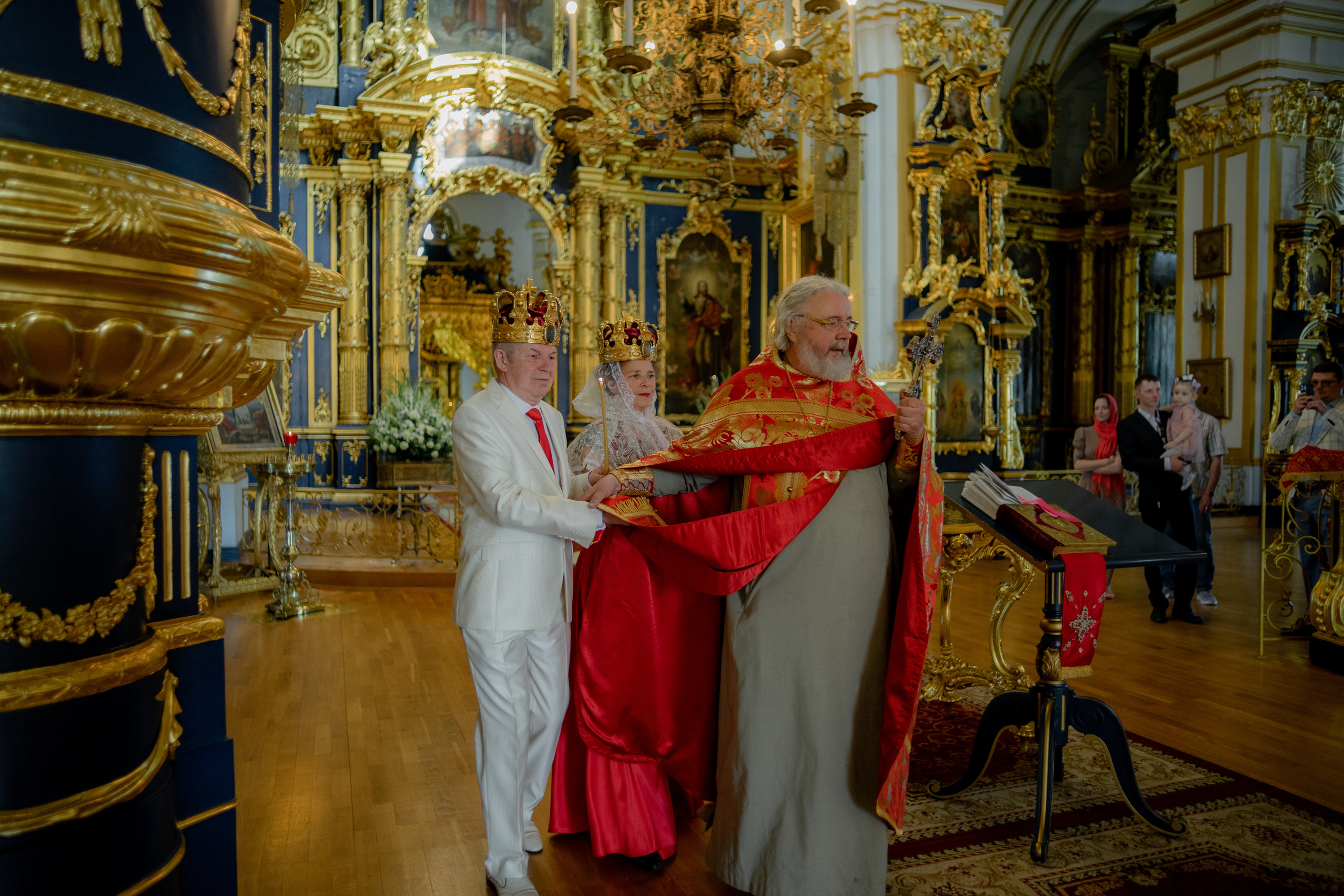 Венчание и крещение. Свадебный фотограф Александр Невский в Санкт-Петербурге