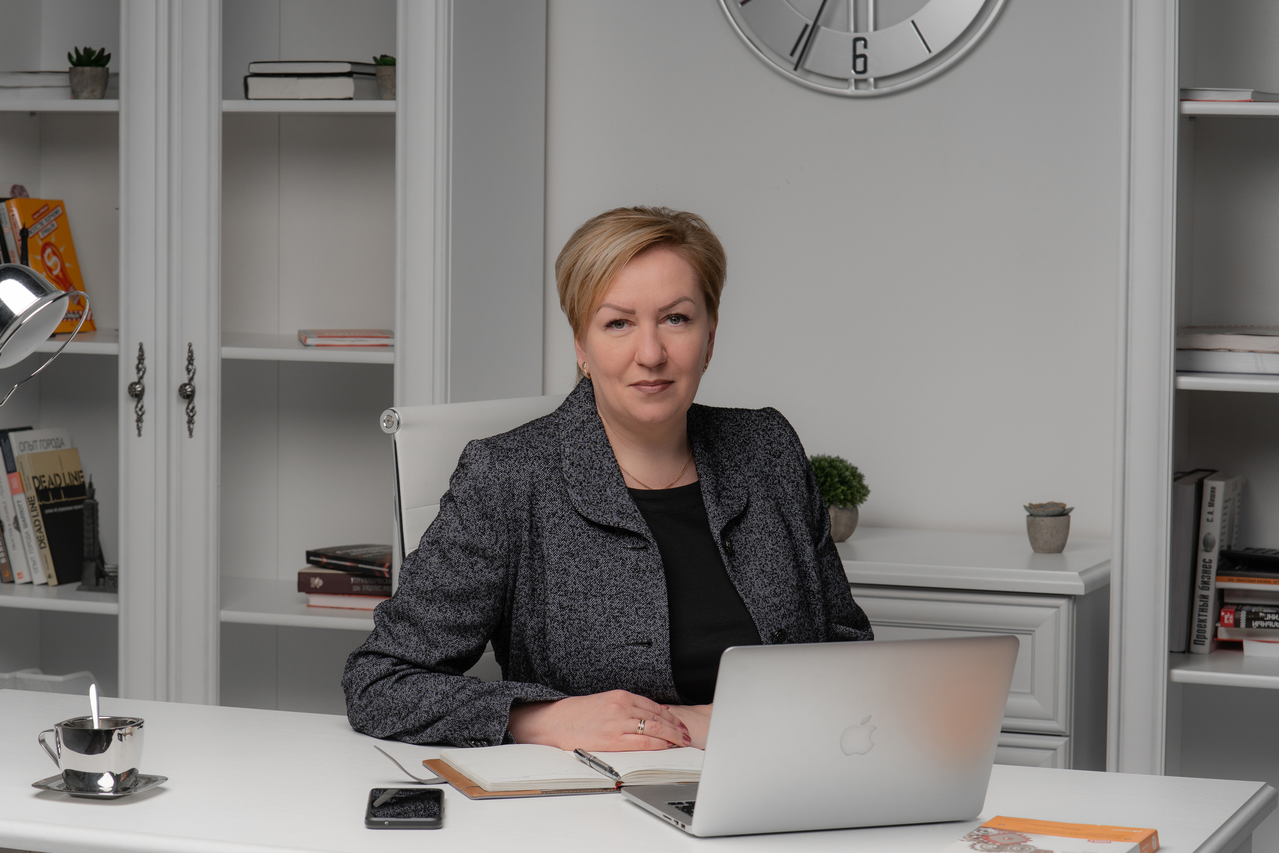 Индивидуальная контент и имиджевая съемка в Санкт-Петербурге. Свадебный фотограф Александр Невский в Санкт-Петербурге