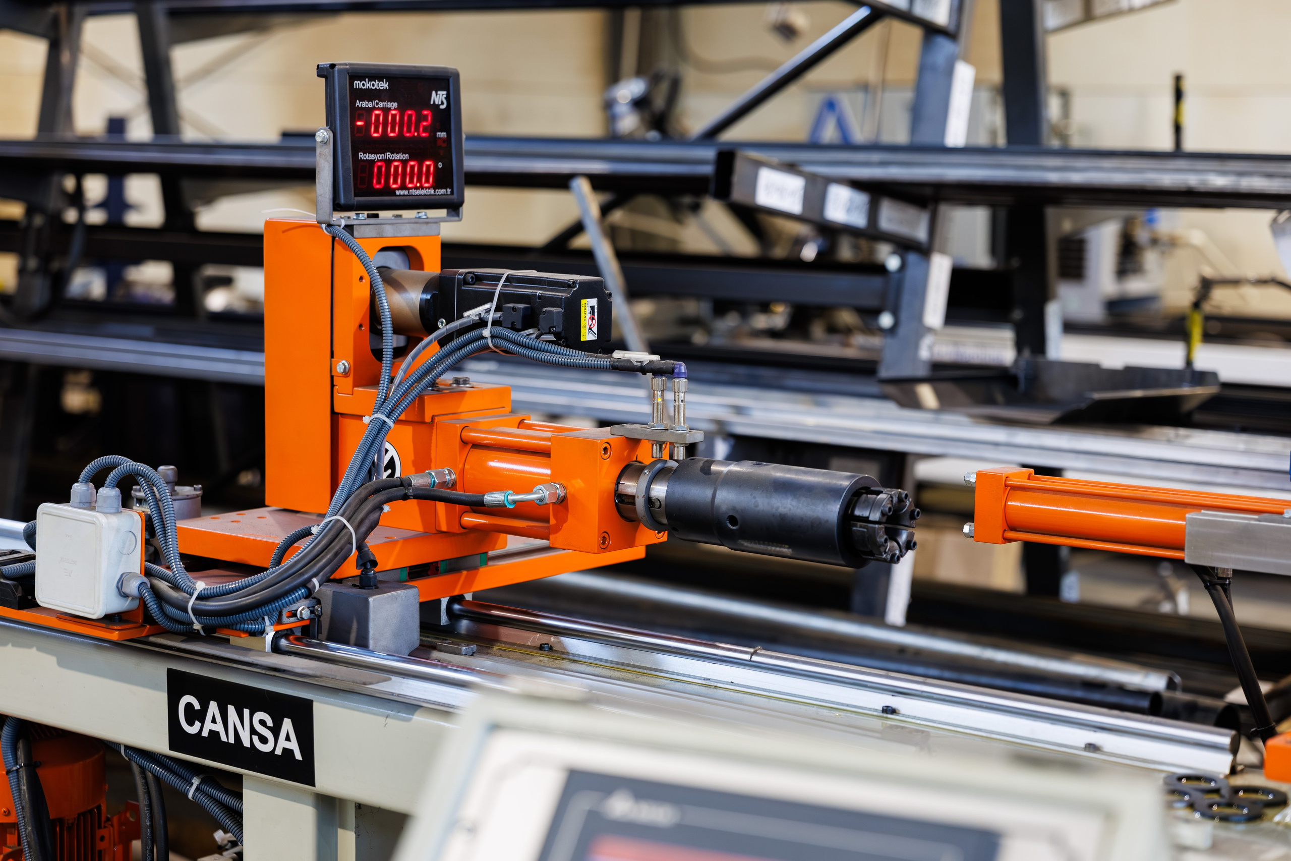 Съемка контента для рекламно-производственной фирмы «Дека» (2025). Репортажный и портретный фотограф в Ярославле Константин Горбачев