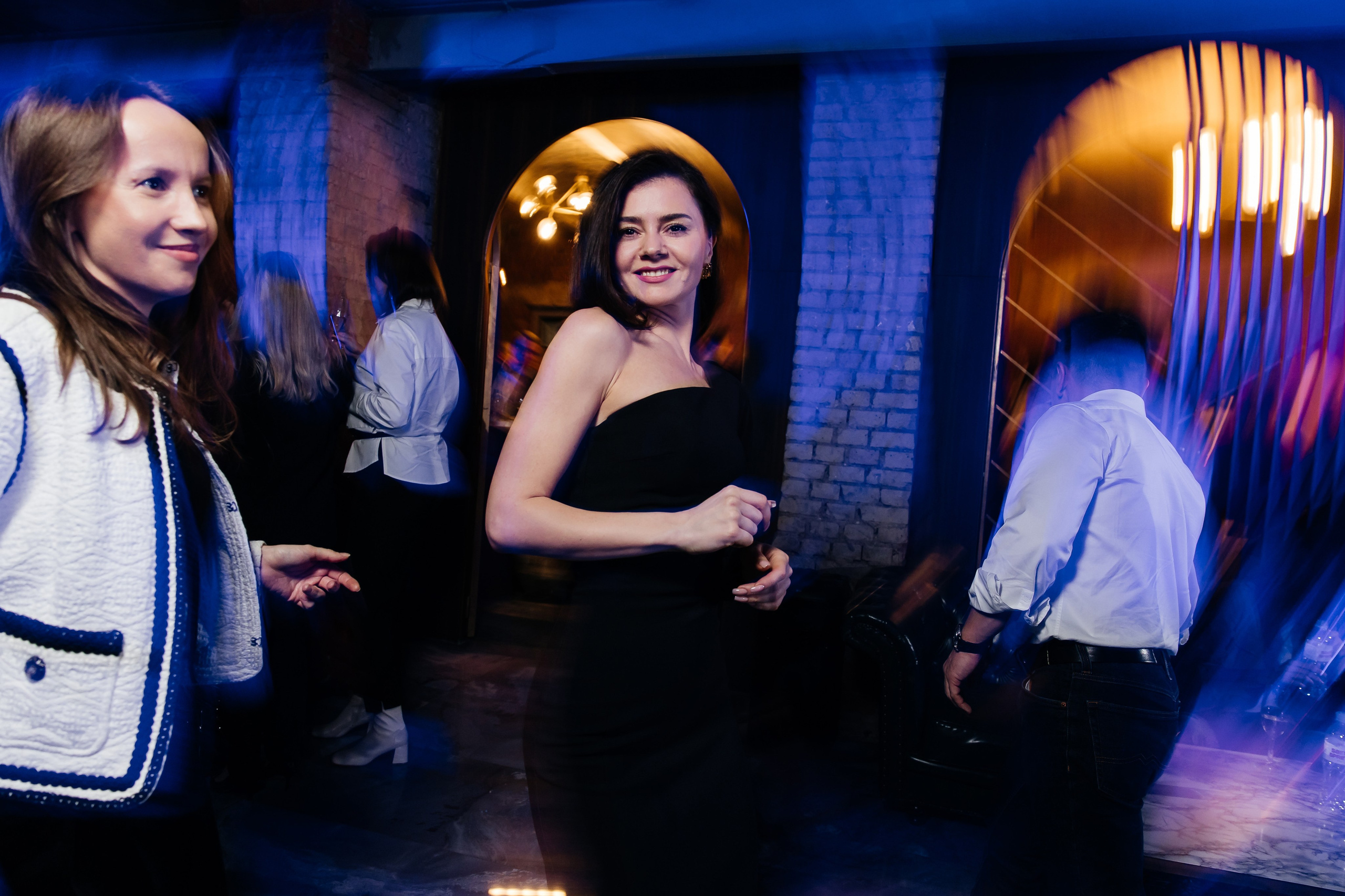 Фотограф на корпоратив. Фотограф, видеограф на свадьбу в Москве Никита Назаров