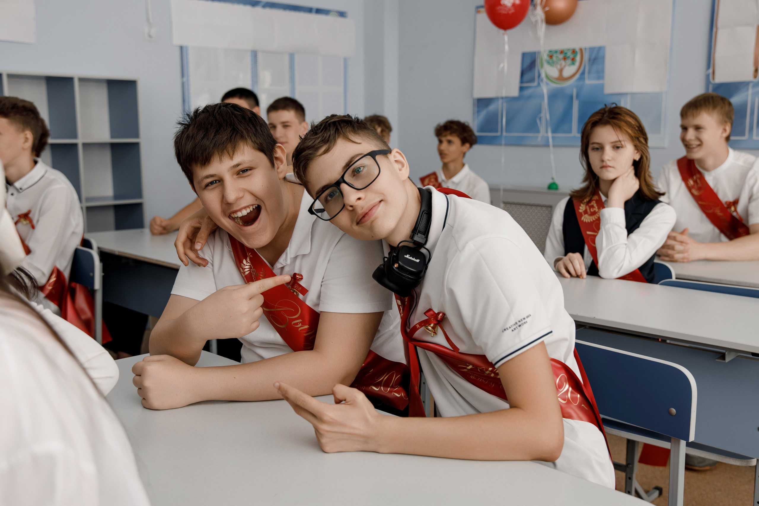 Школа 107 г. Краснодар. Выпускные альбомы в Краснодарском крае