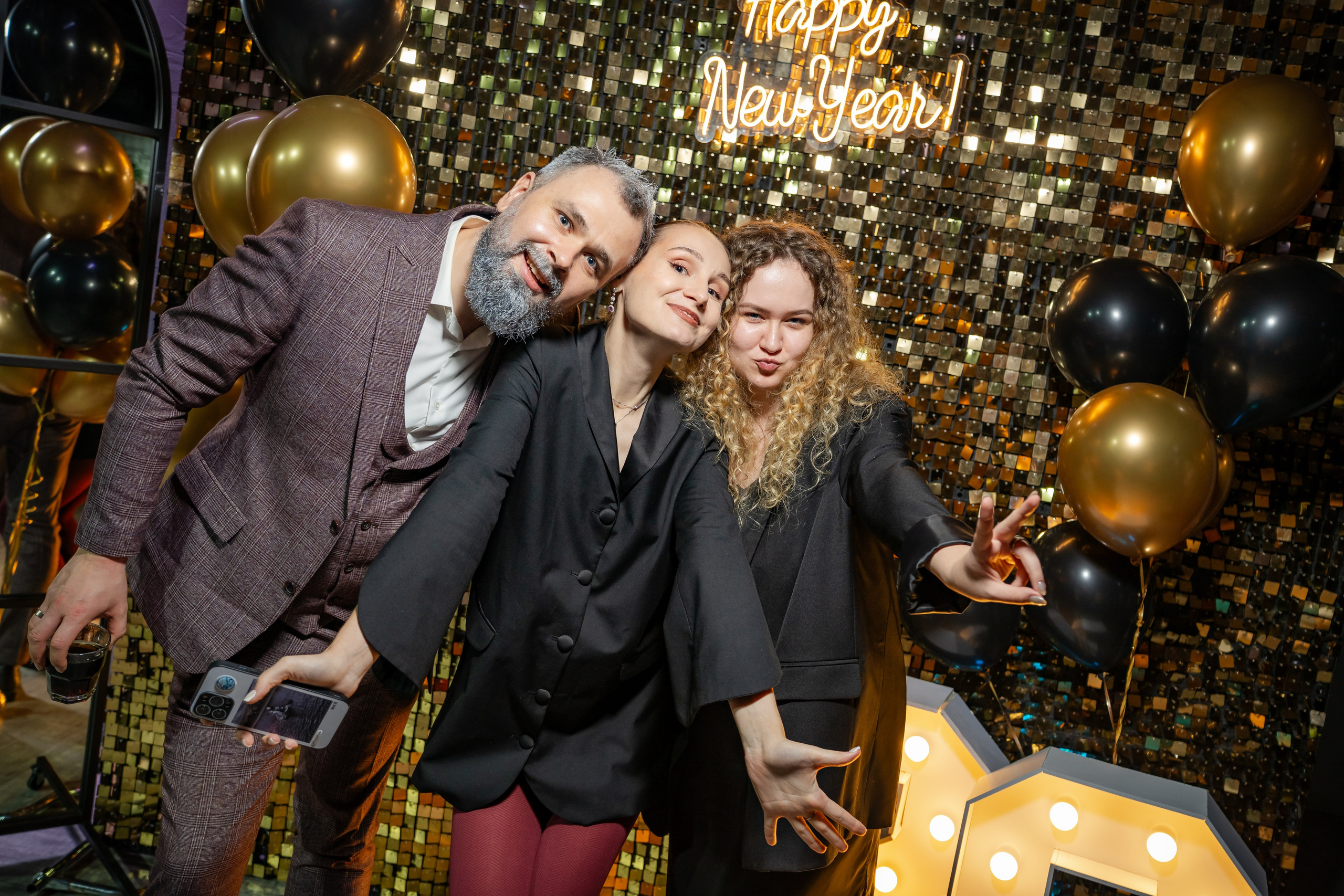 Корпоратив в Loft Memories Декабрь 2025. Фотограф Александр Вишняков