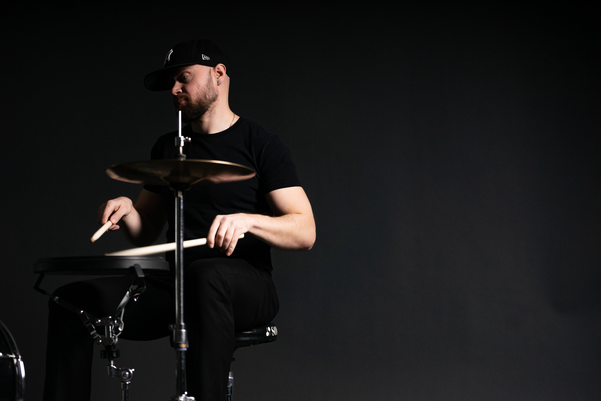 Барабанщик Вик. Фотограф Наталья Леонова