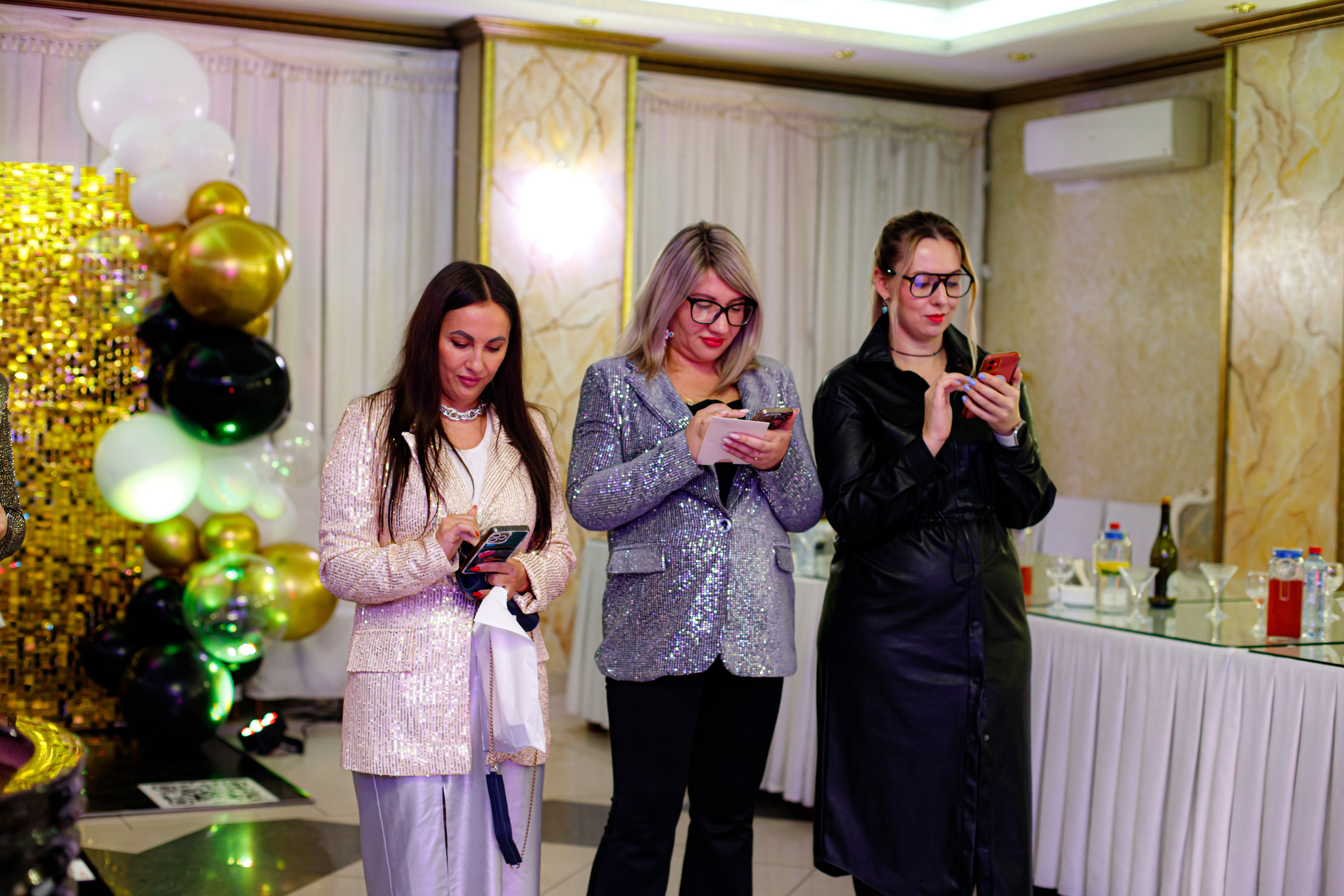 ELOSMED. Photokarish