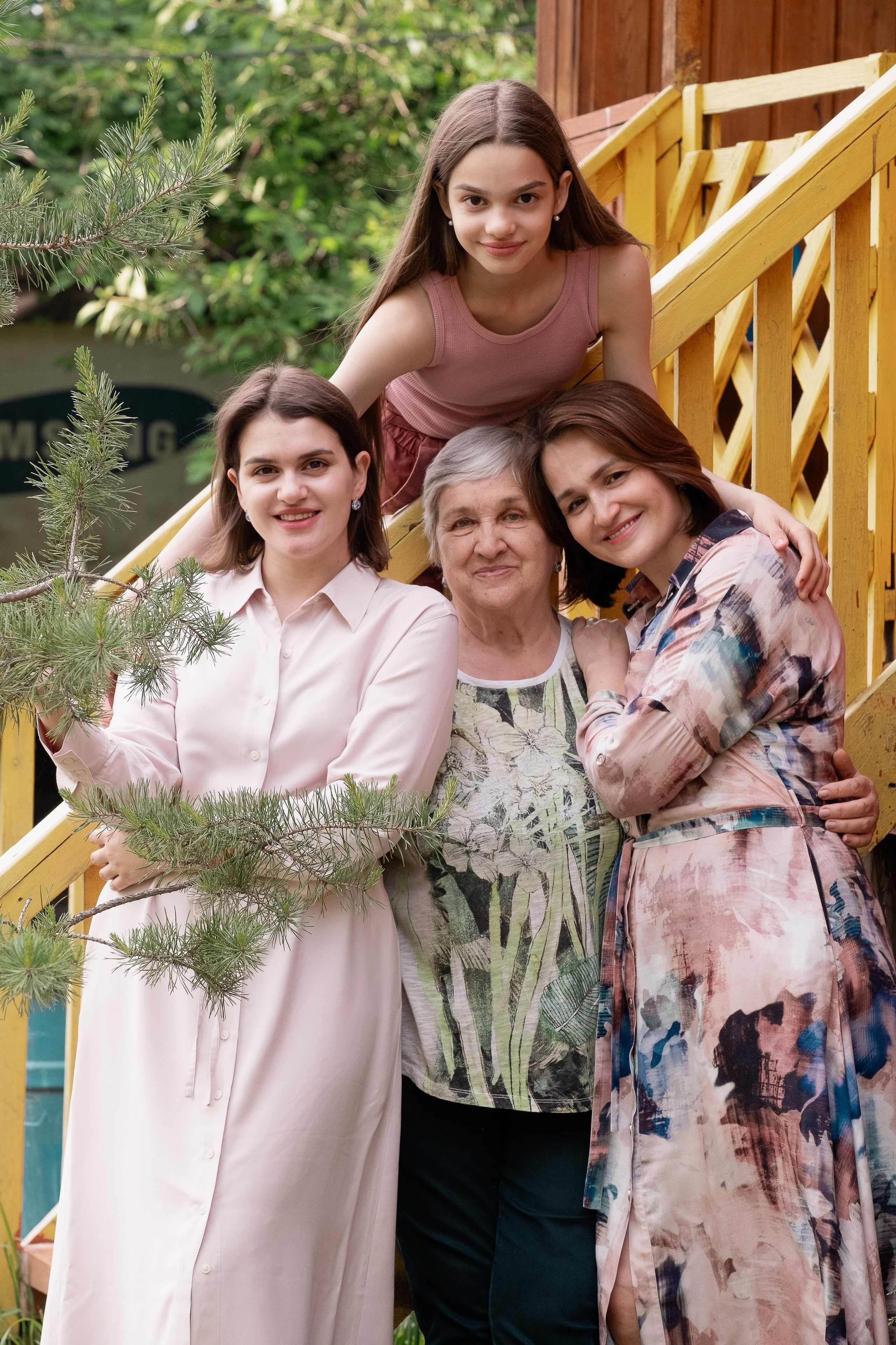 Семейная фотосессия. Портретный фотограф в Чите Анна Камратова. Помогу Вам создать историю, в которой Вы — главный герой!