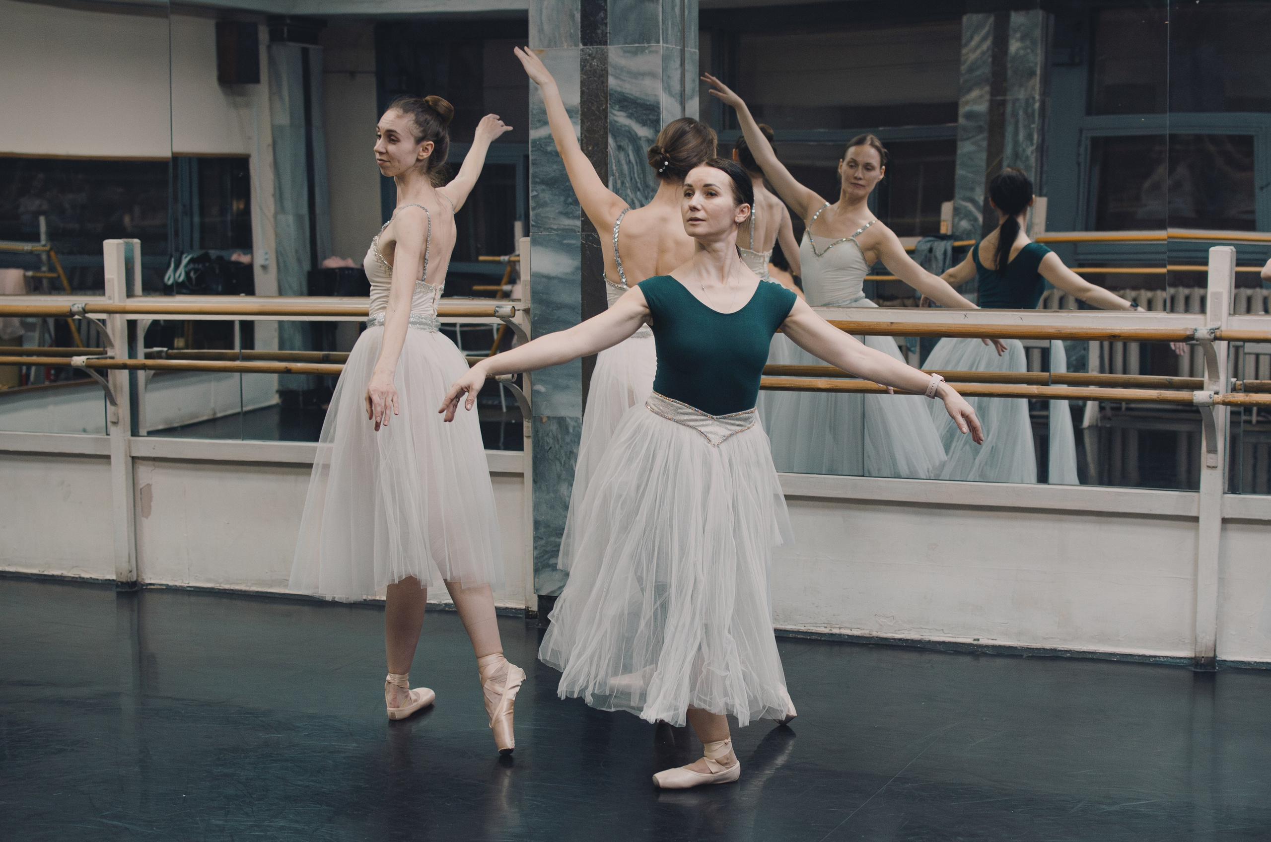 Балет, танец (концерты, уроки, репетиции, закулисье танцующих детей и взрослых). Портретный и репортажный фотограф в Санкт-Петербурге Варвара Жукова