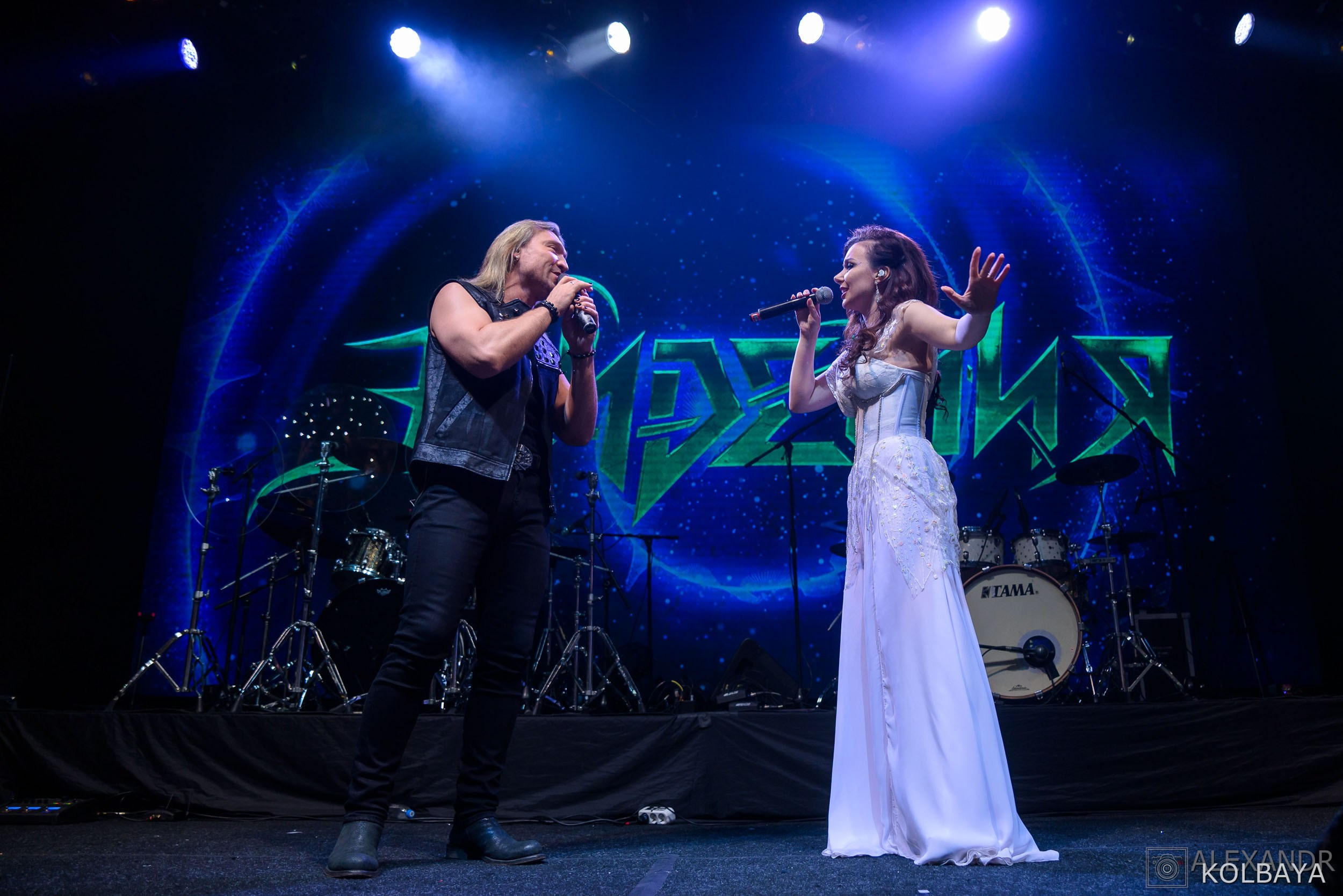 Эпидемии 29 лет — концерт в день рождения. Концертный и театральный репортажный фотограф в Москве Александр Колбая