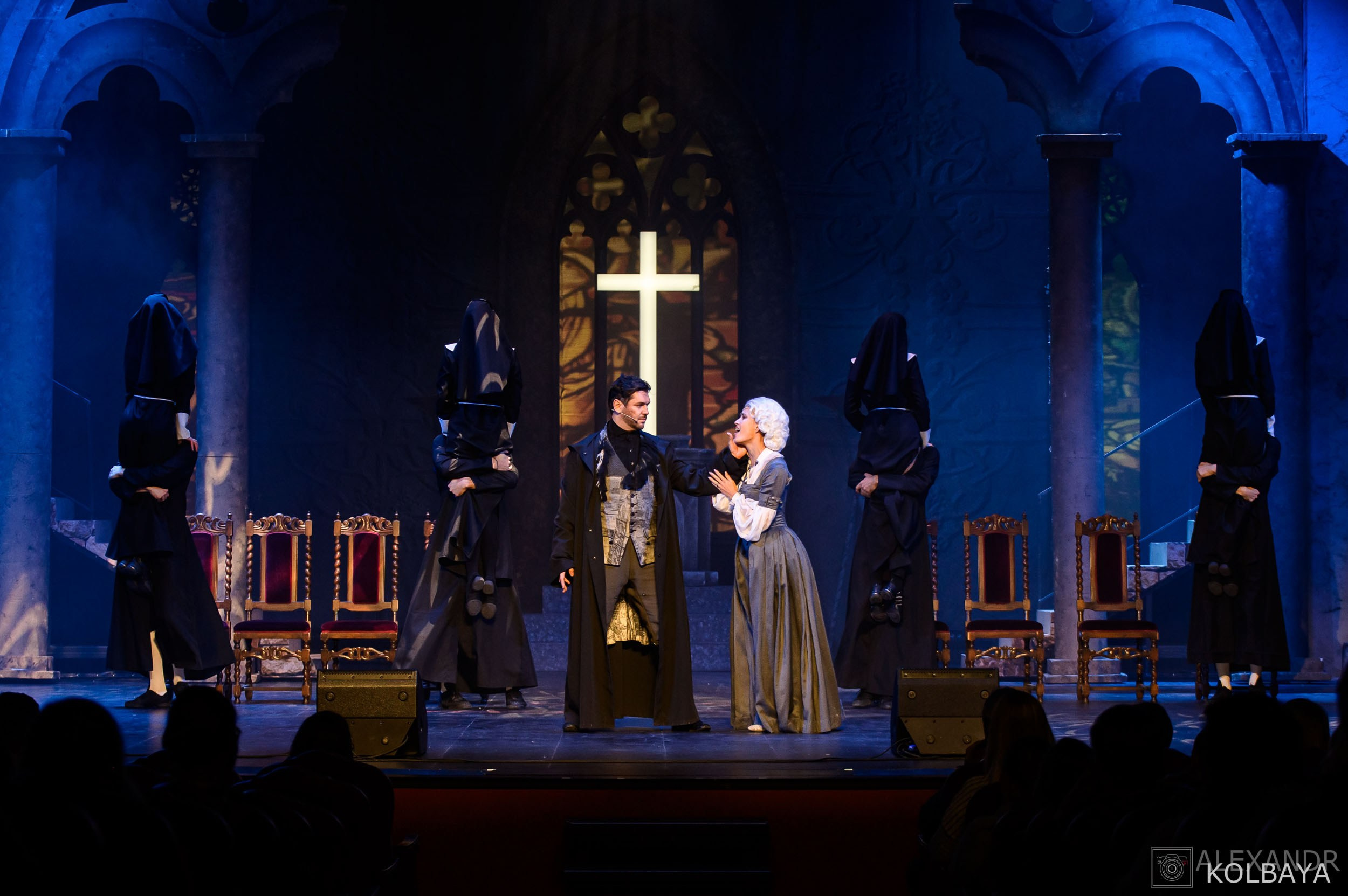 Опасные связи. Концертный и театральный репортажный фотограф в Москве Александр Колбая