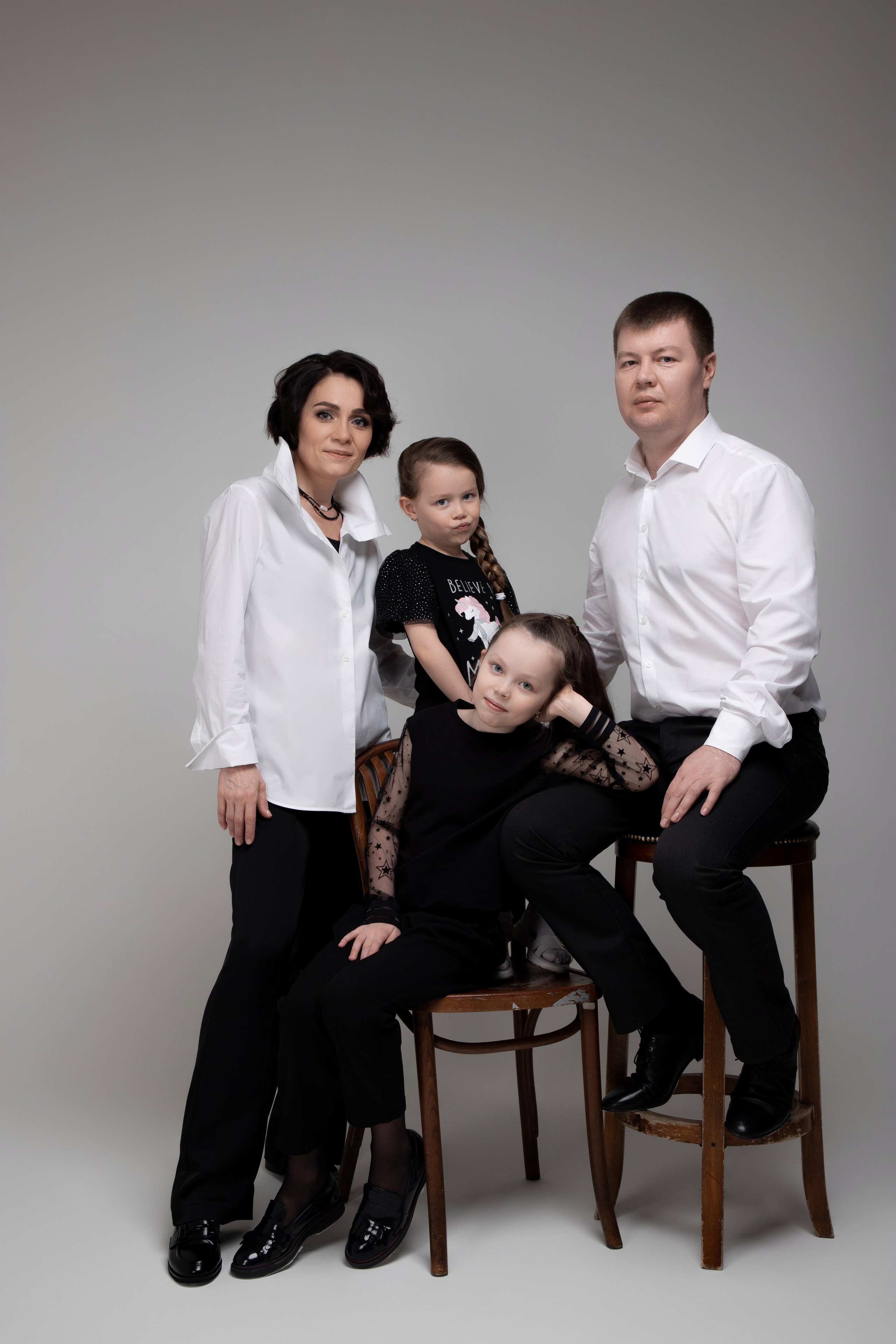 Алексей, Елена, Кристина и Арина. Фотограф Денис Лесковский (Тюмень)