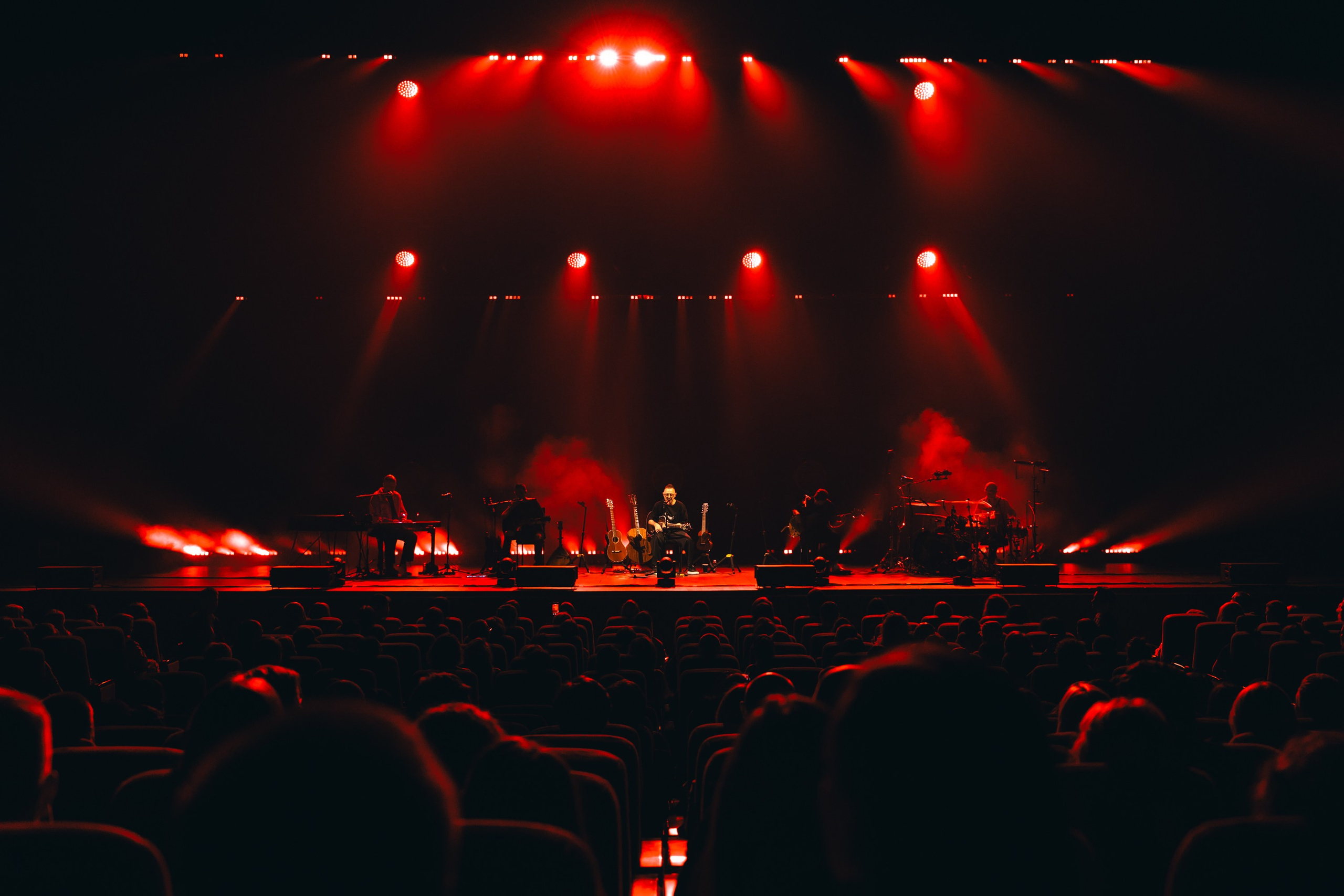 Звери. Магия музыки в кадре: Концертная Фотография