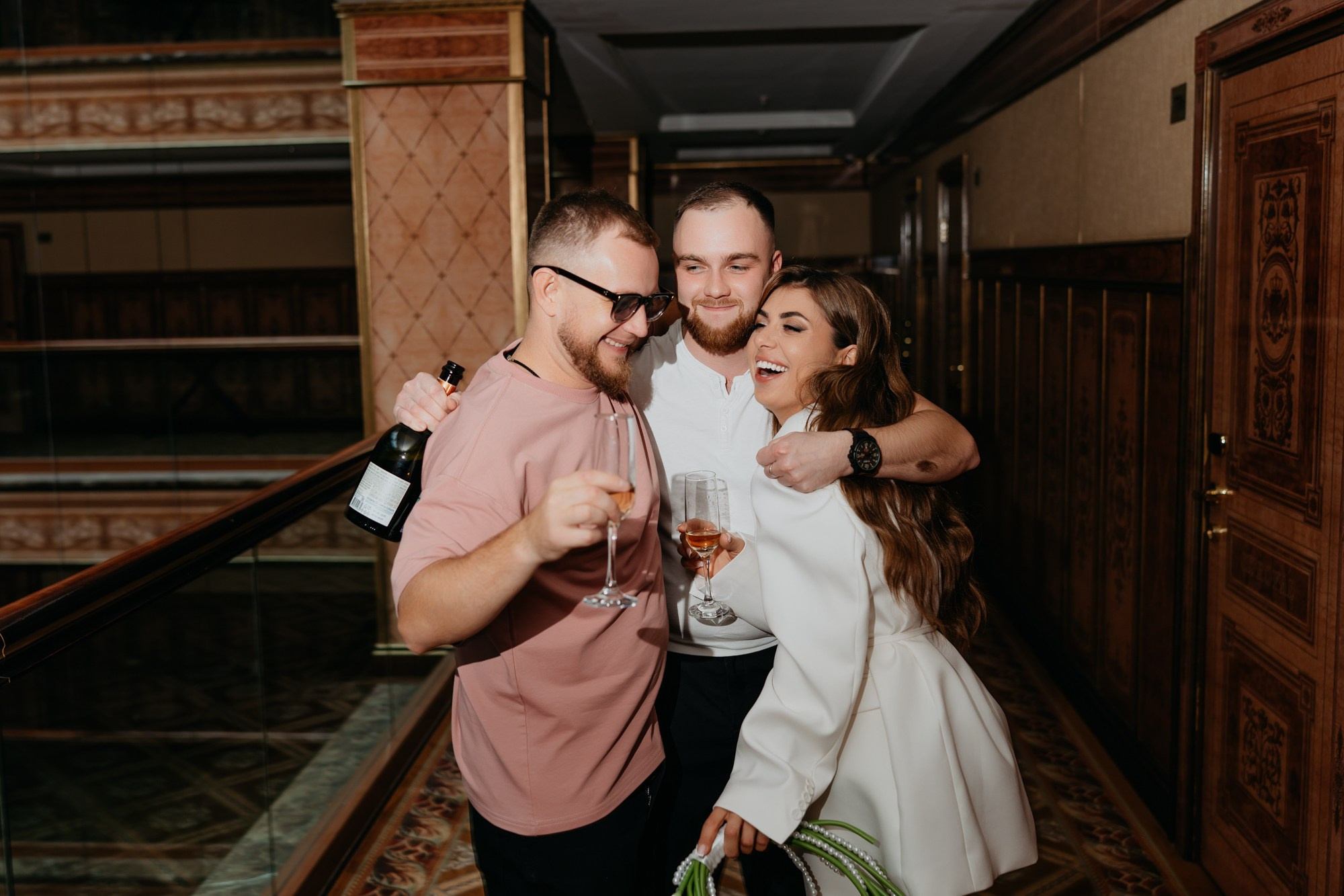 Свадебная фотосессия в отеле Royal. Свадебный и репортажный фотограф в Ярославле Евгений Сальников